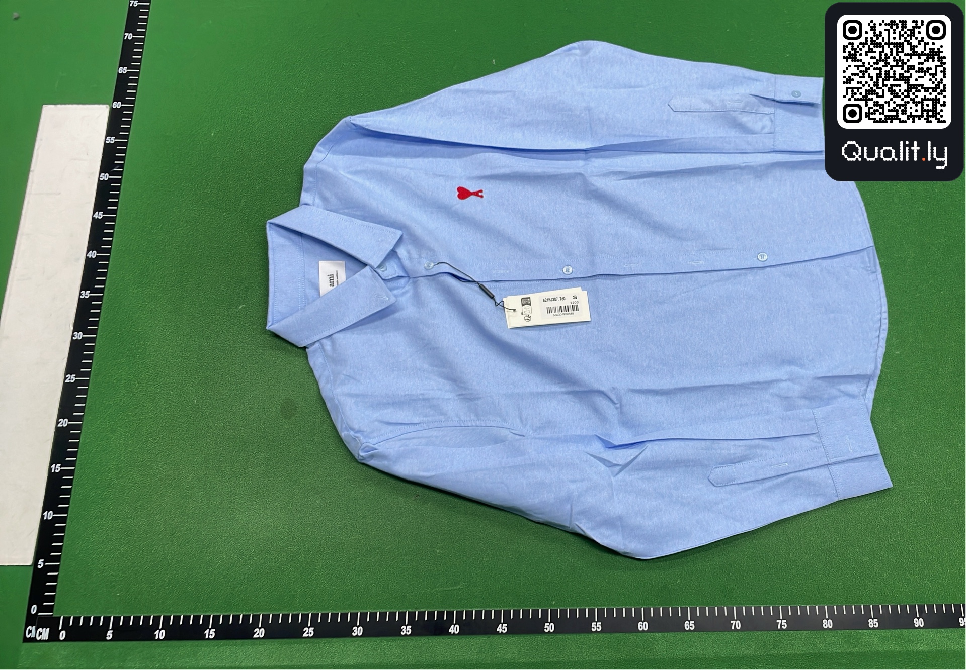 Foto QC 2 di 19