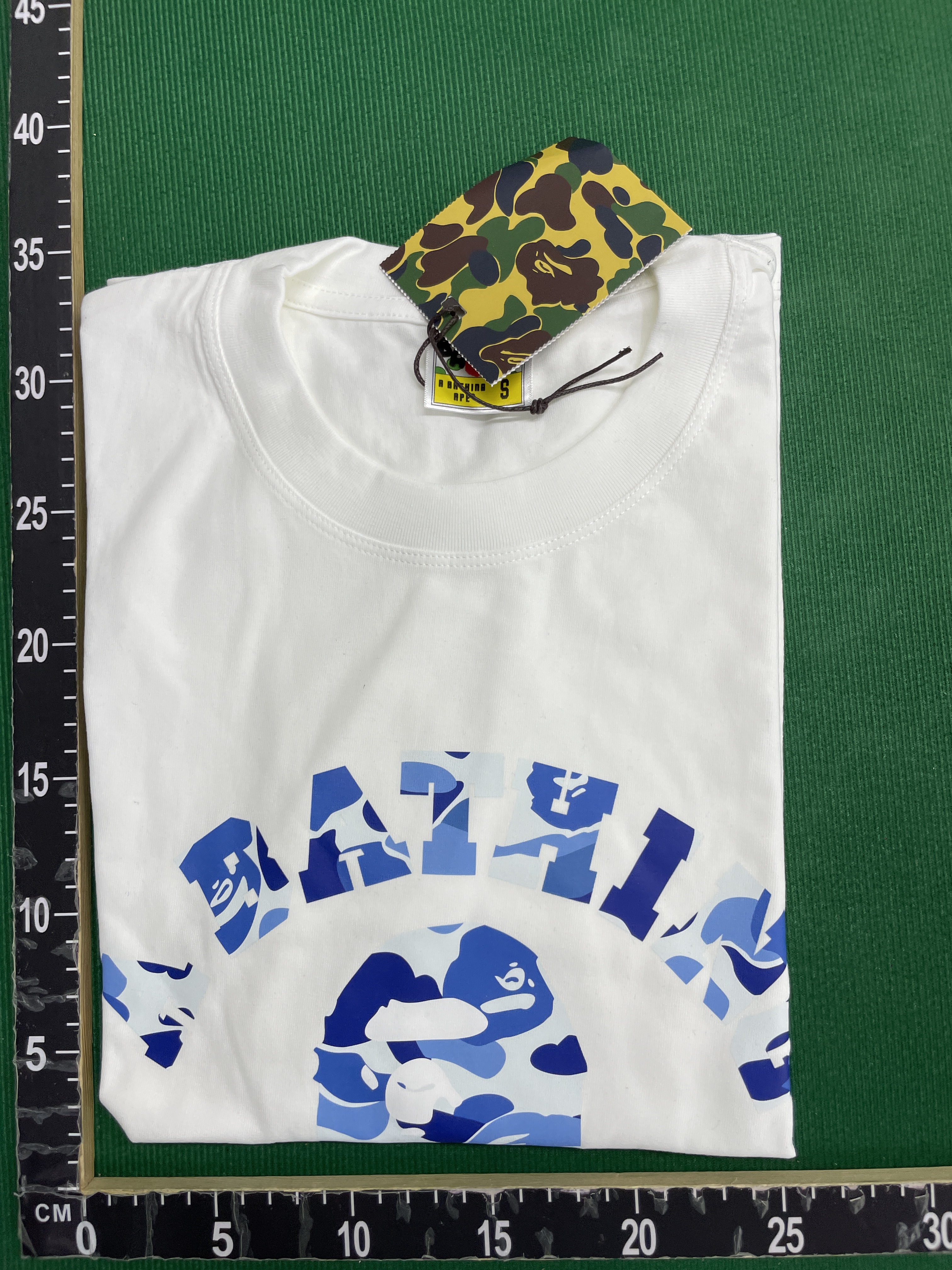 T-shirt QC photo 1 of 147