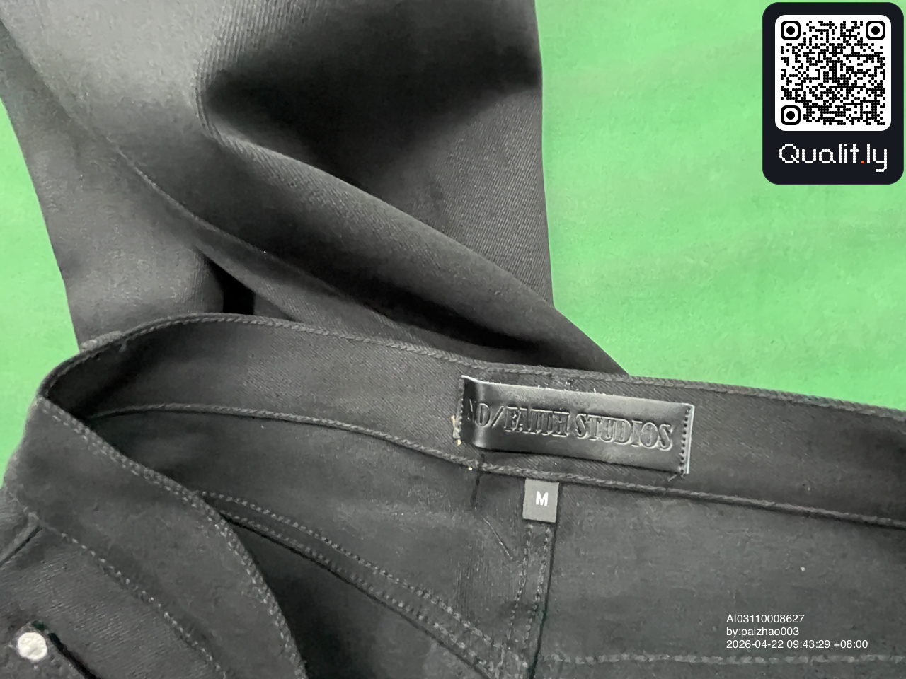 Pantaloni — foto QC 3 di 38