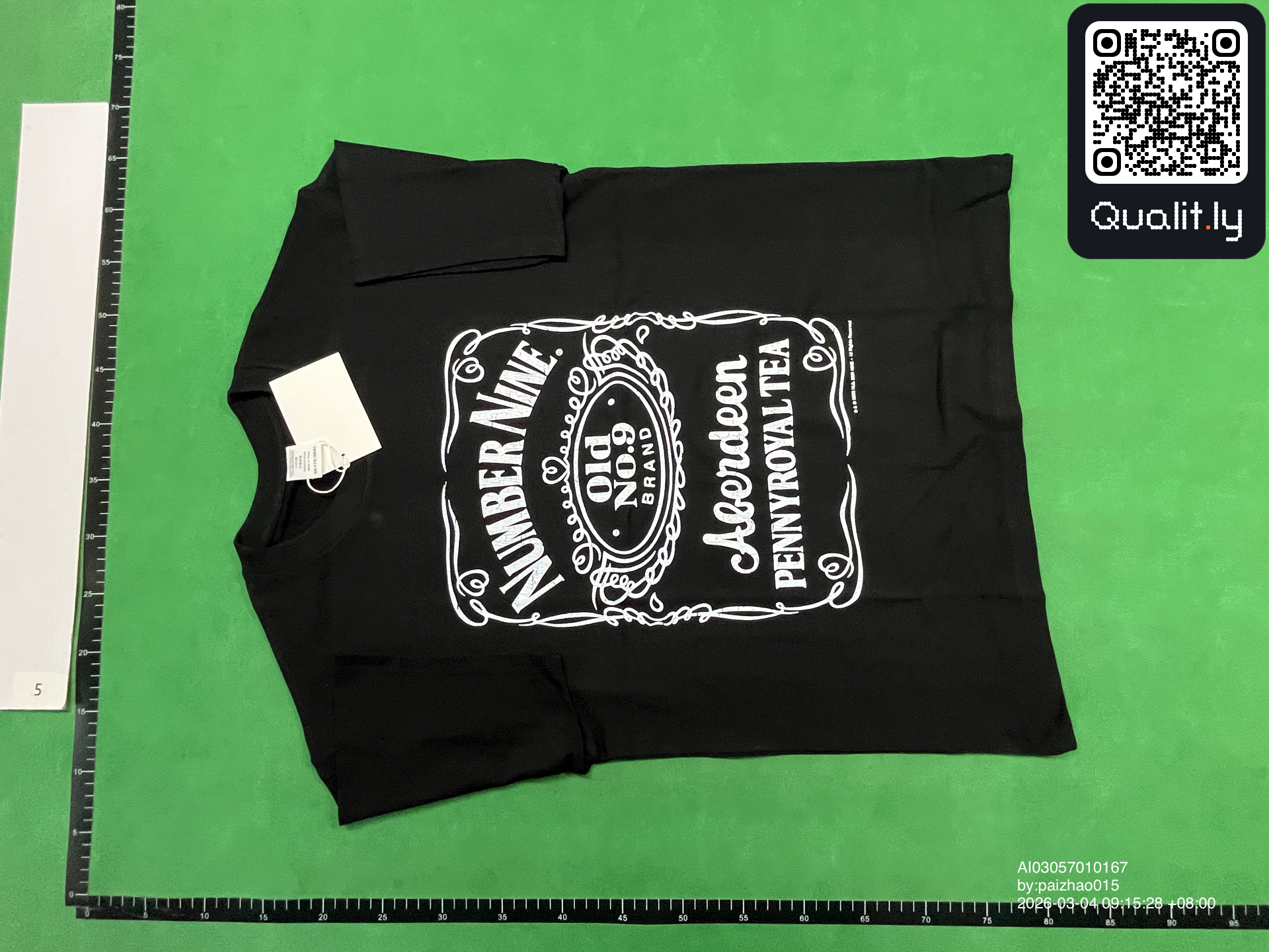 T-Shirt — QC-Foto 3 von 4