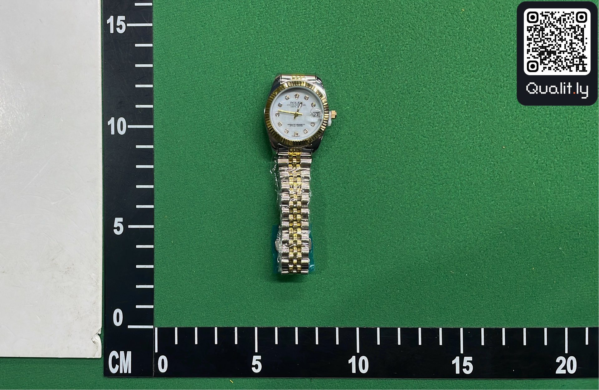 Orologio — foto QC 1 di 12