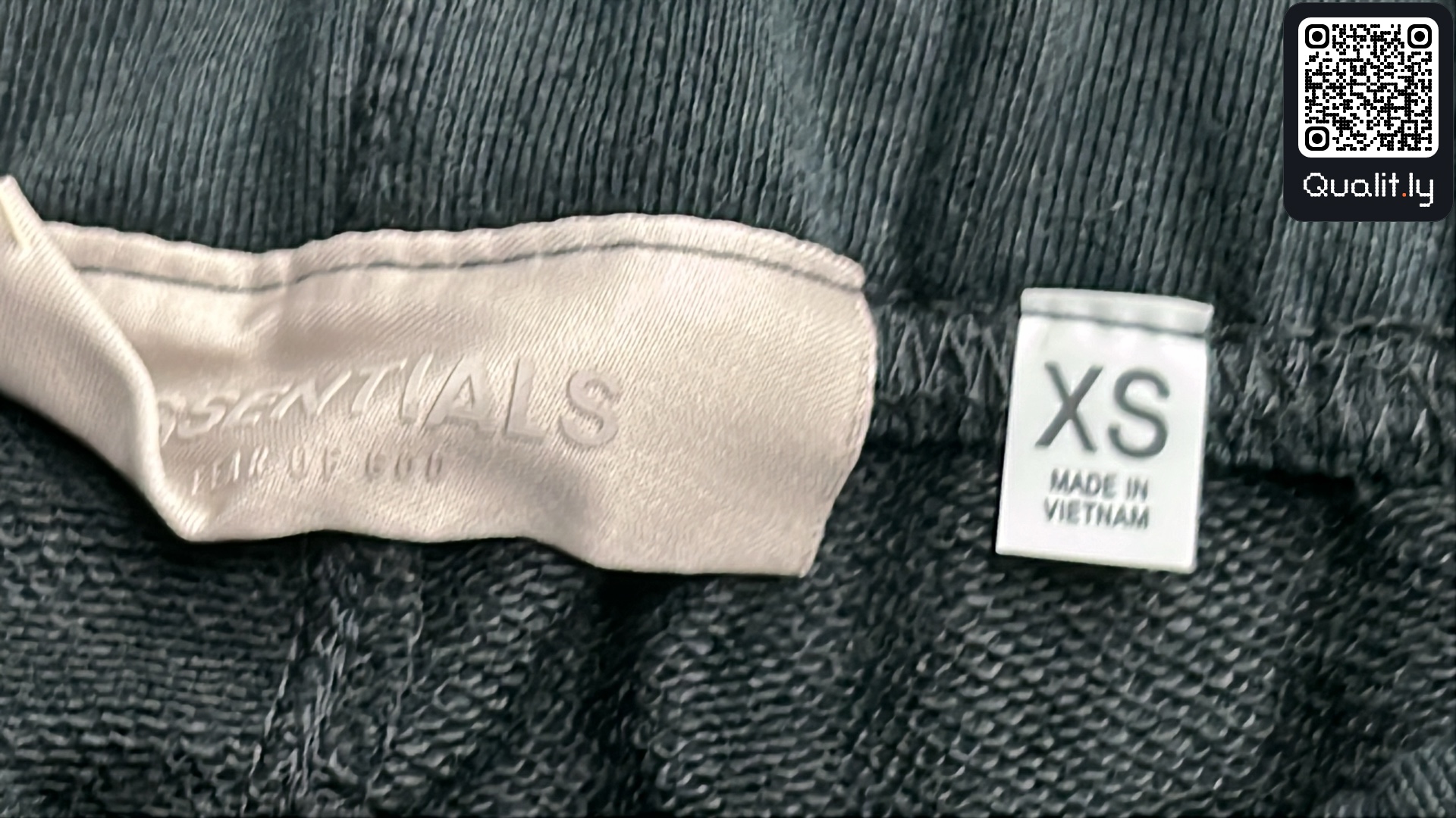 Pantaloncini — foto QC 1 di 353