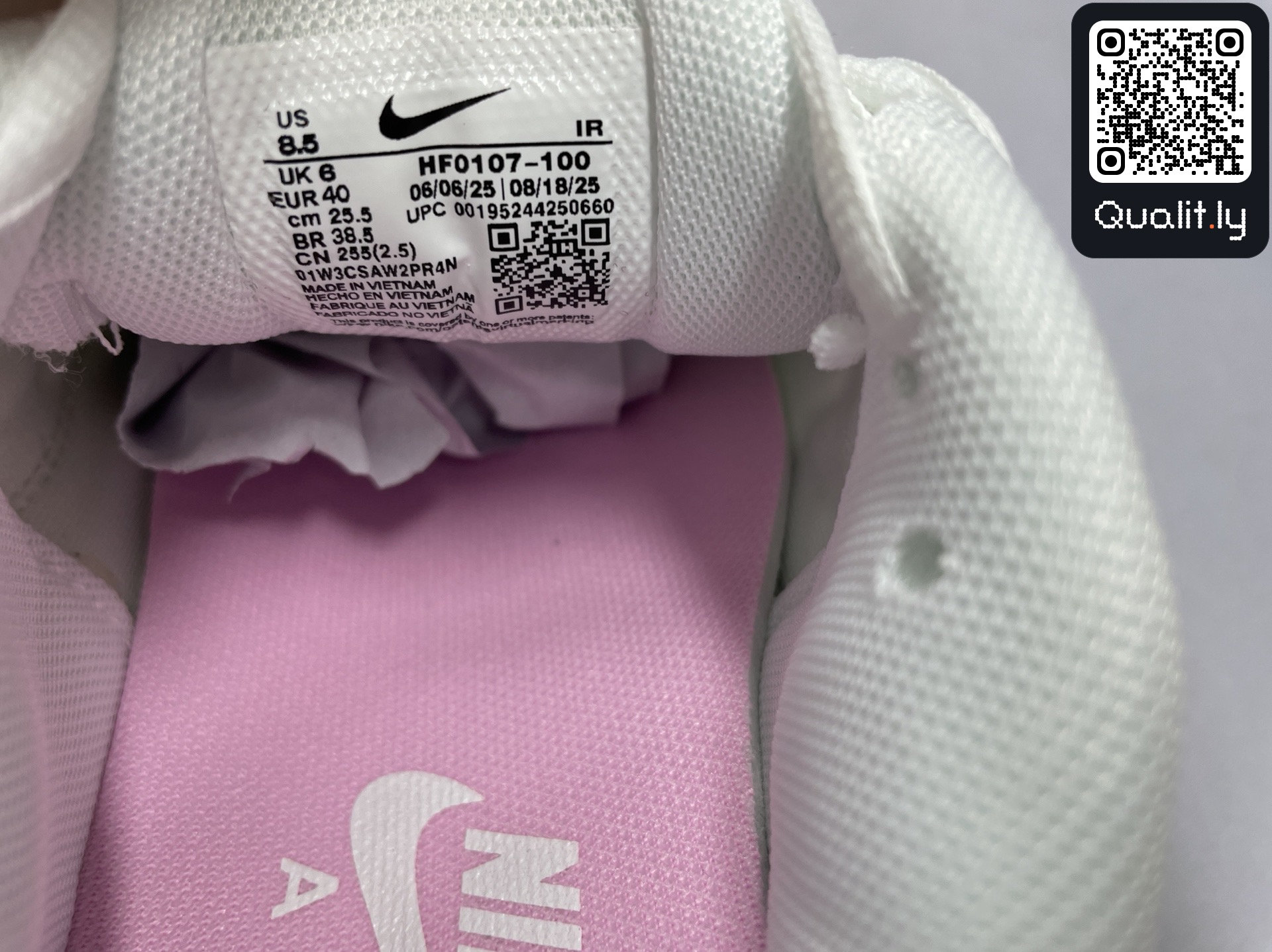 Sneakers — QC-foto 1 van 101