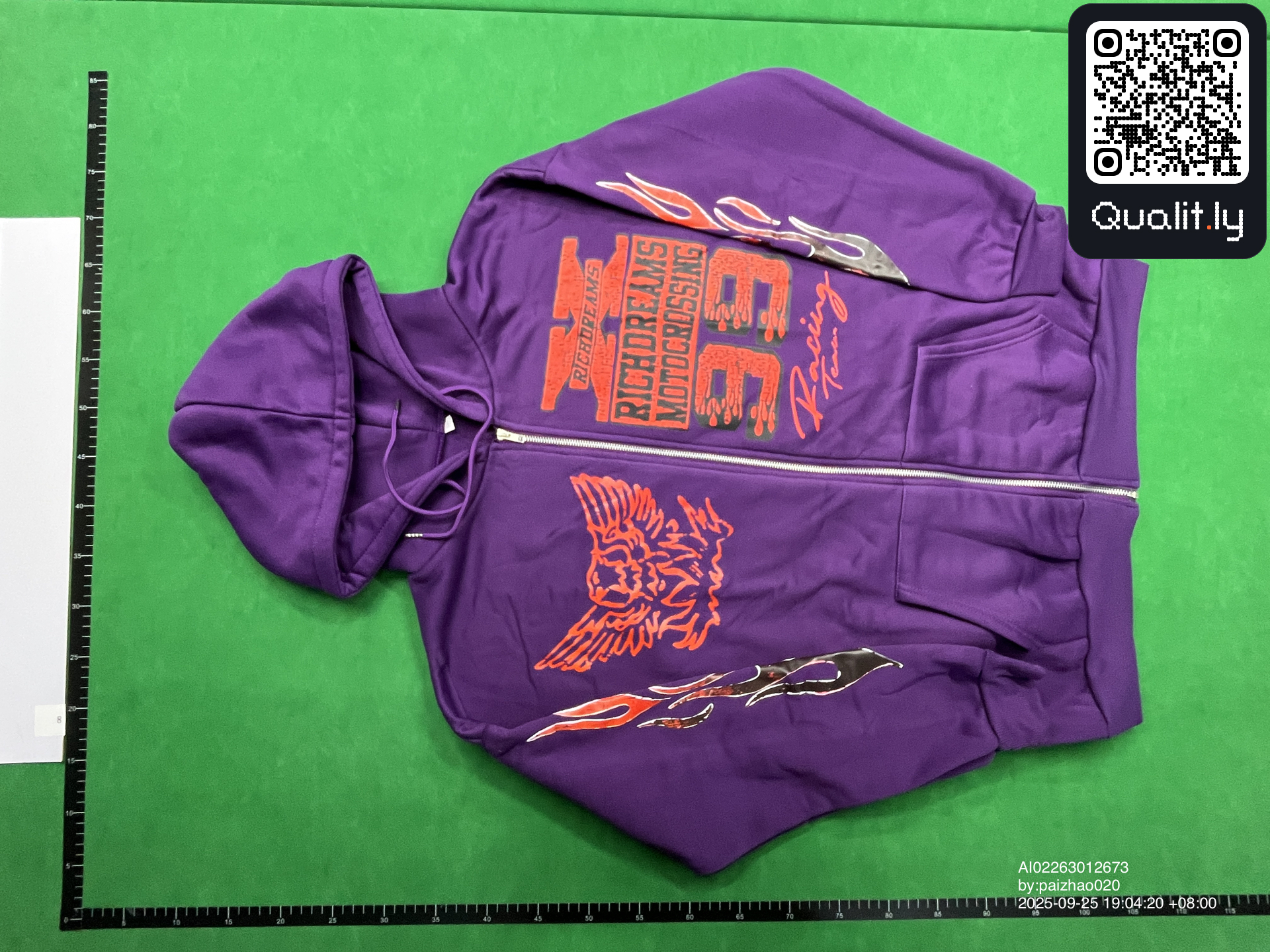 Hoodie — QC-foto 3 av 8