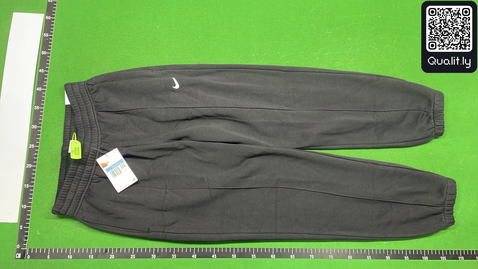 Pants QC photo 2 of 4