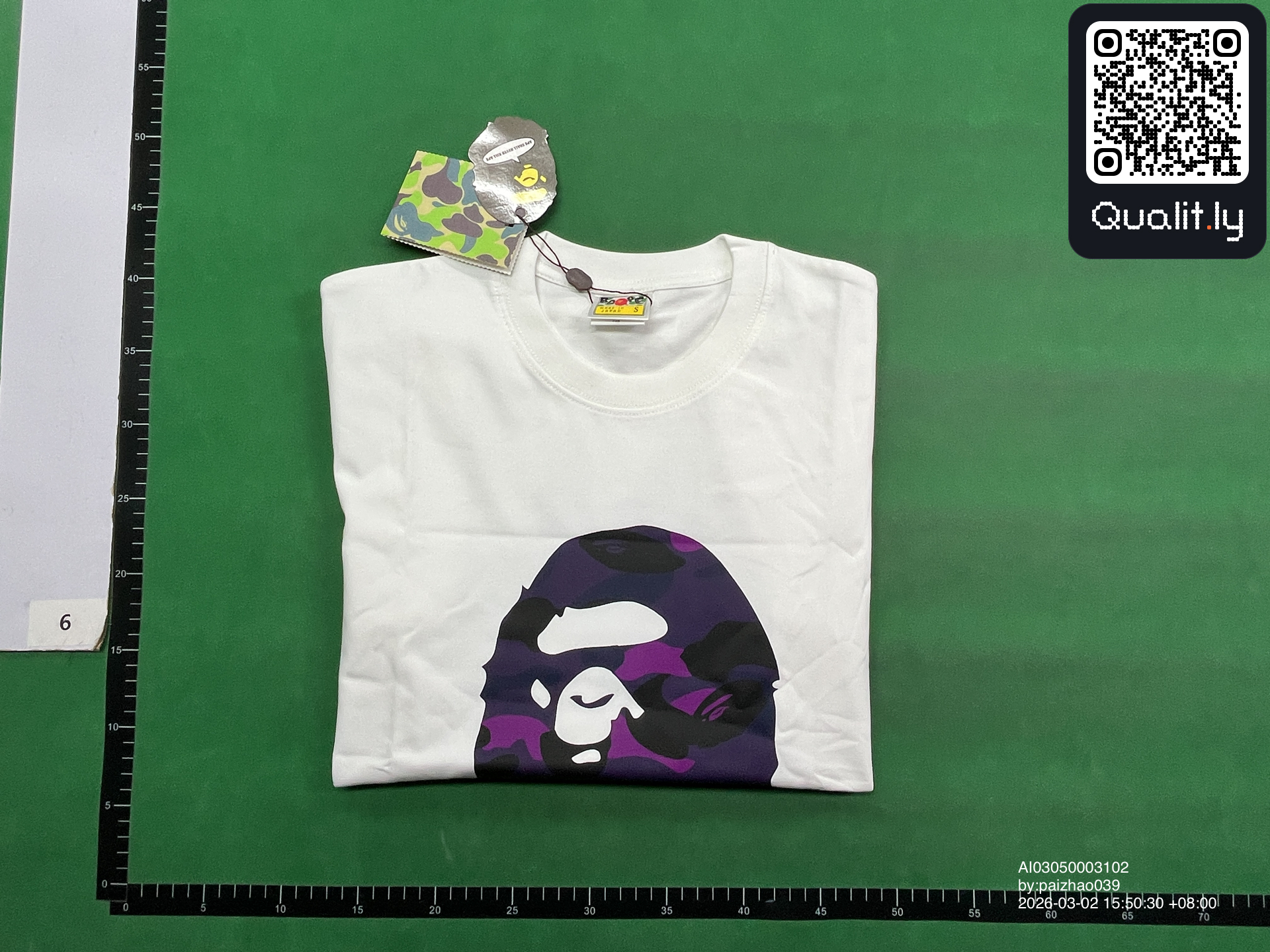 T-shirt — photo QC 1 sur 4