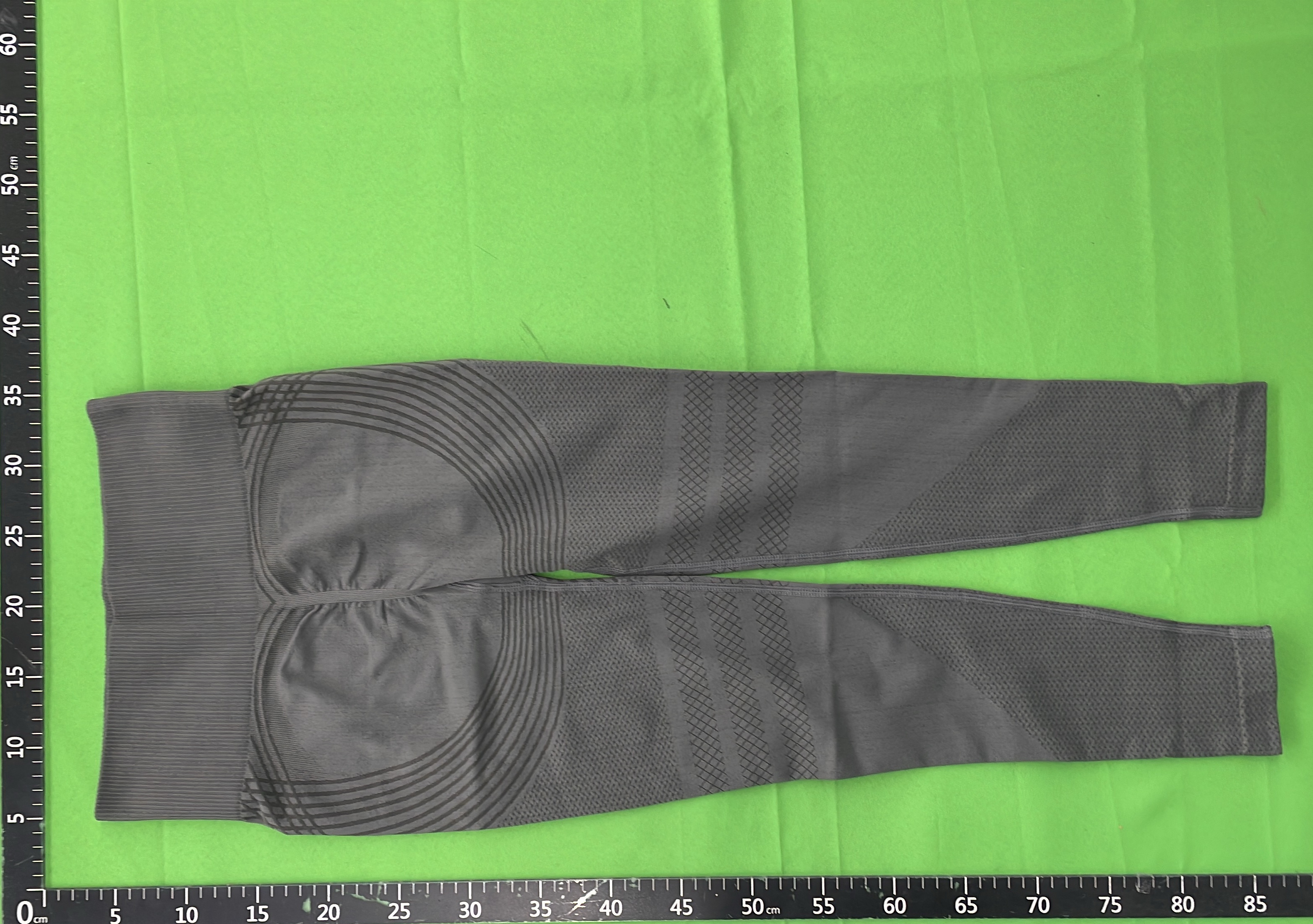 Pants QC photo 3 of 20