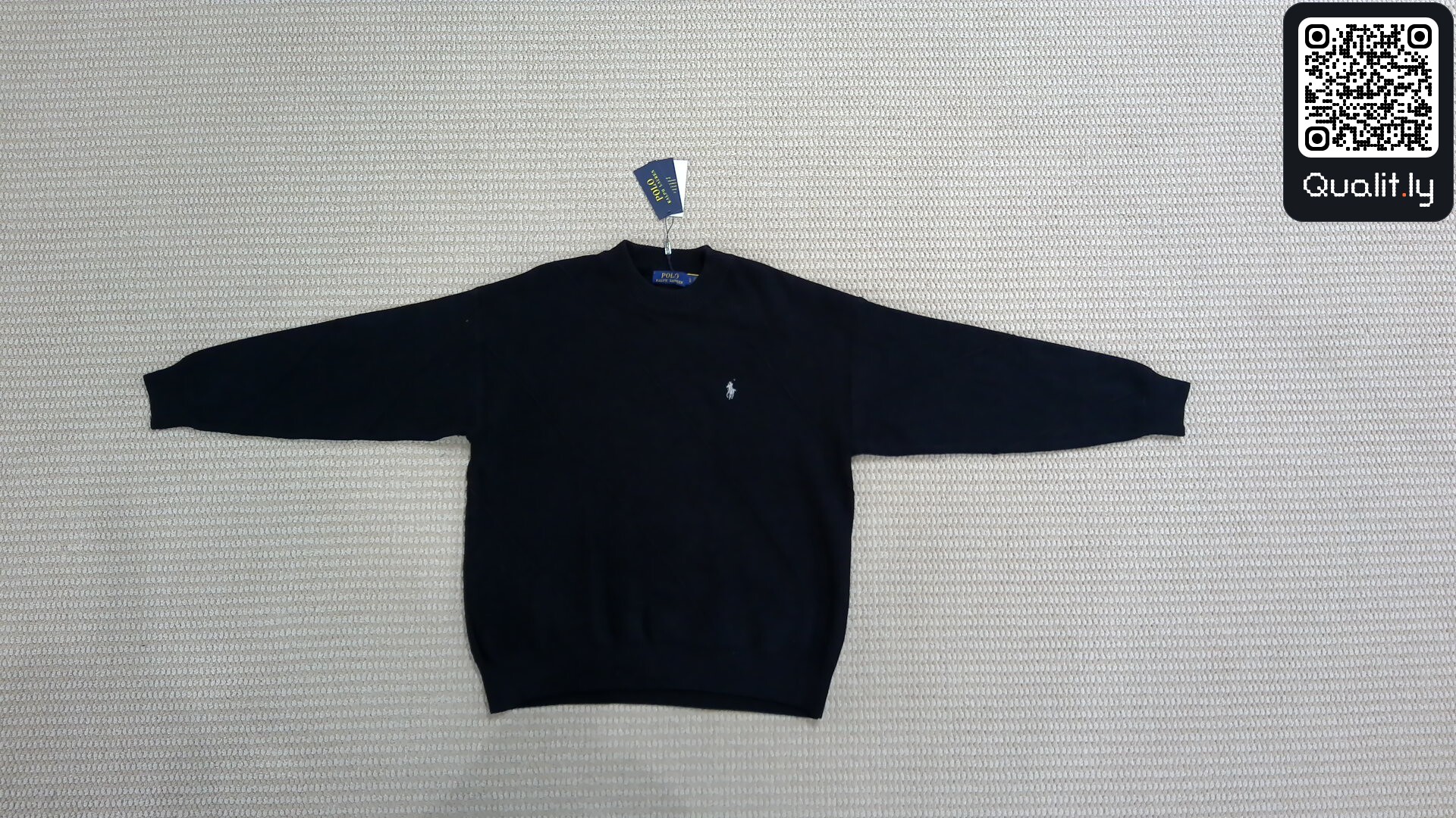Sweater QC photo 2 of 8