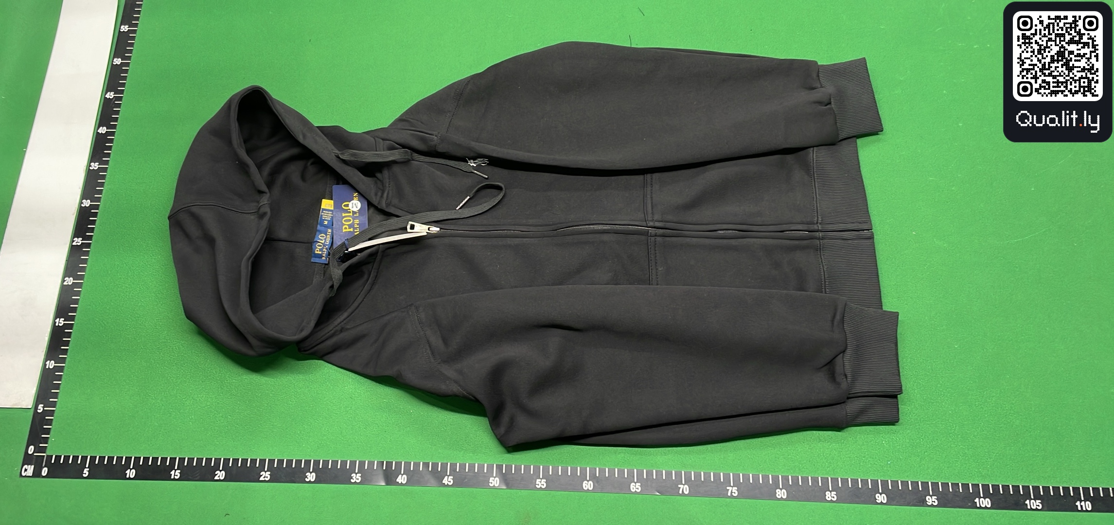 Hoodie — QC-foto 2 van 4