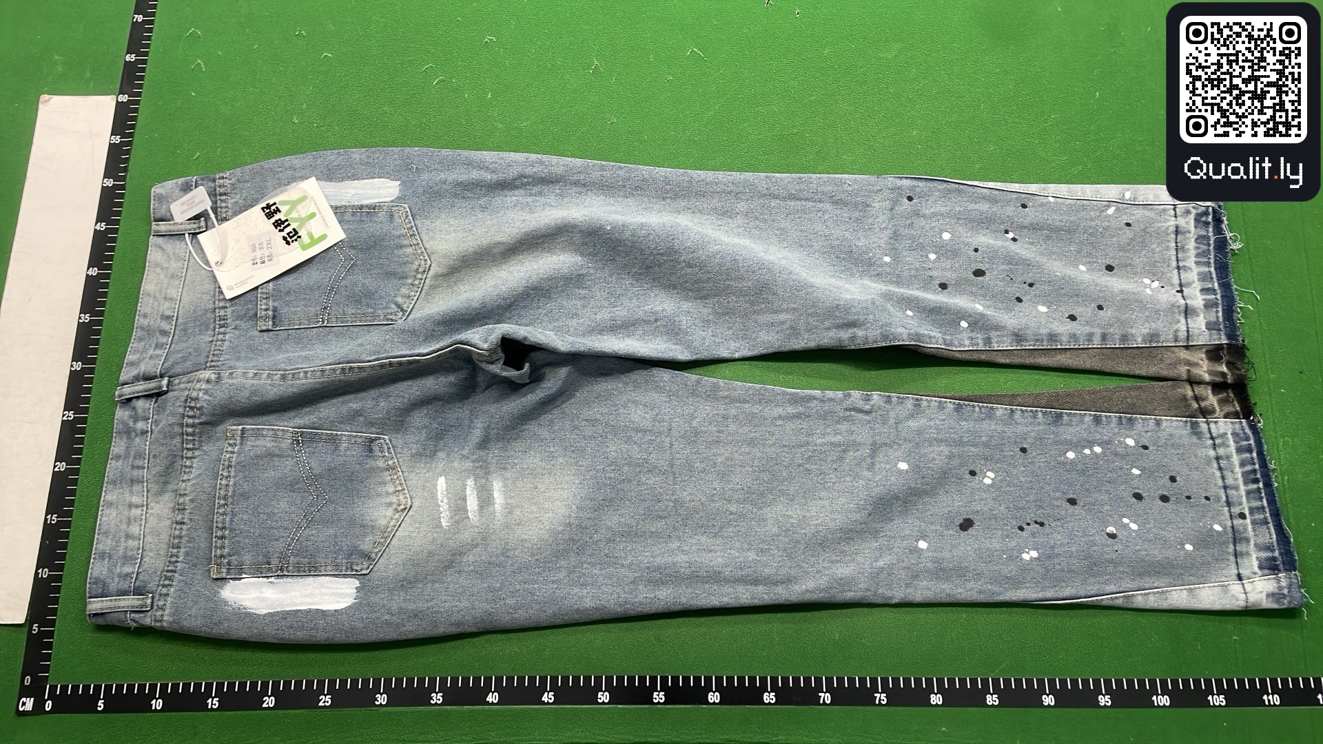牛仔裤 QC 照片 3 / 12