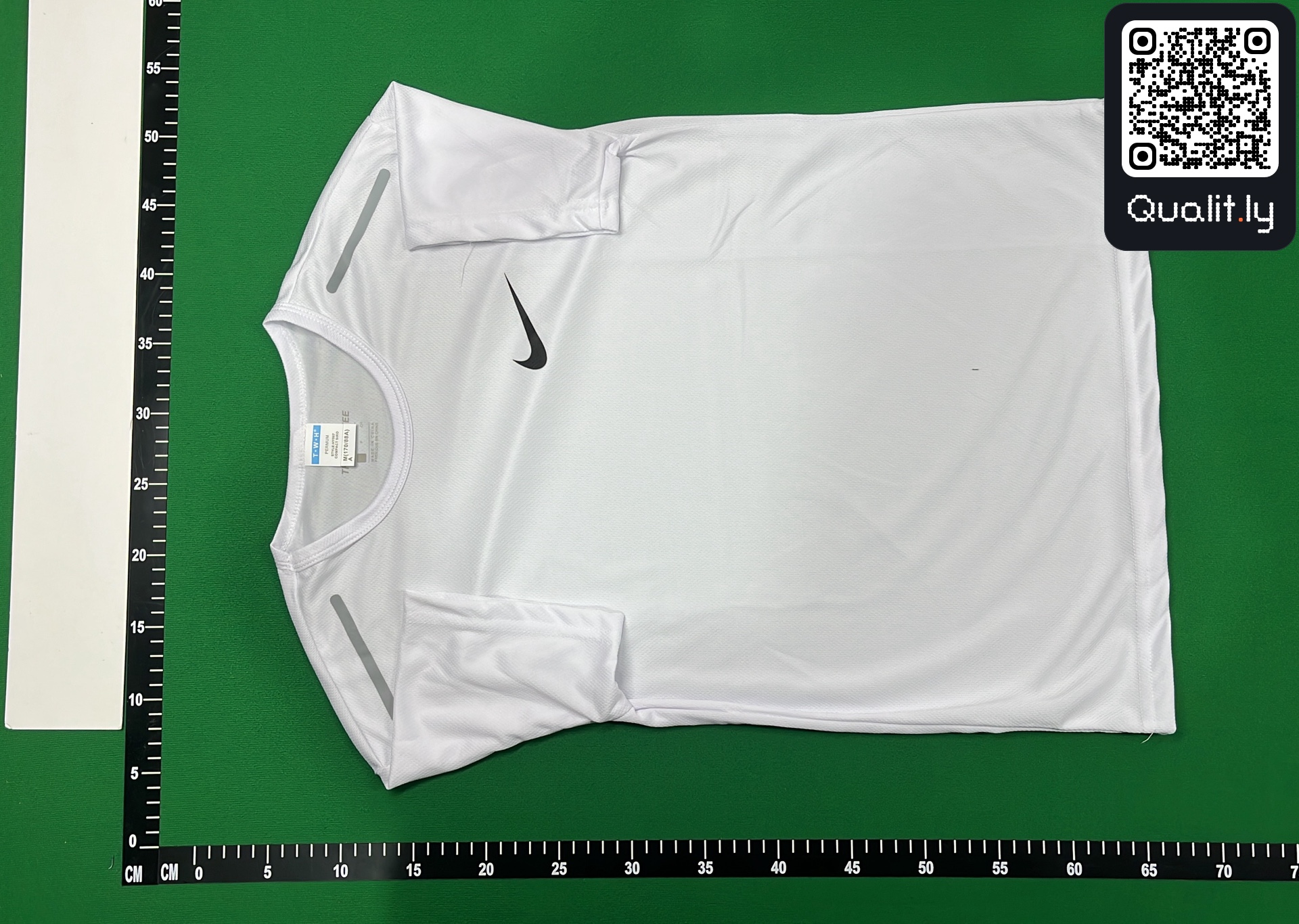 T-shirt — foto QC 2 di 10
