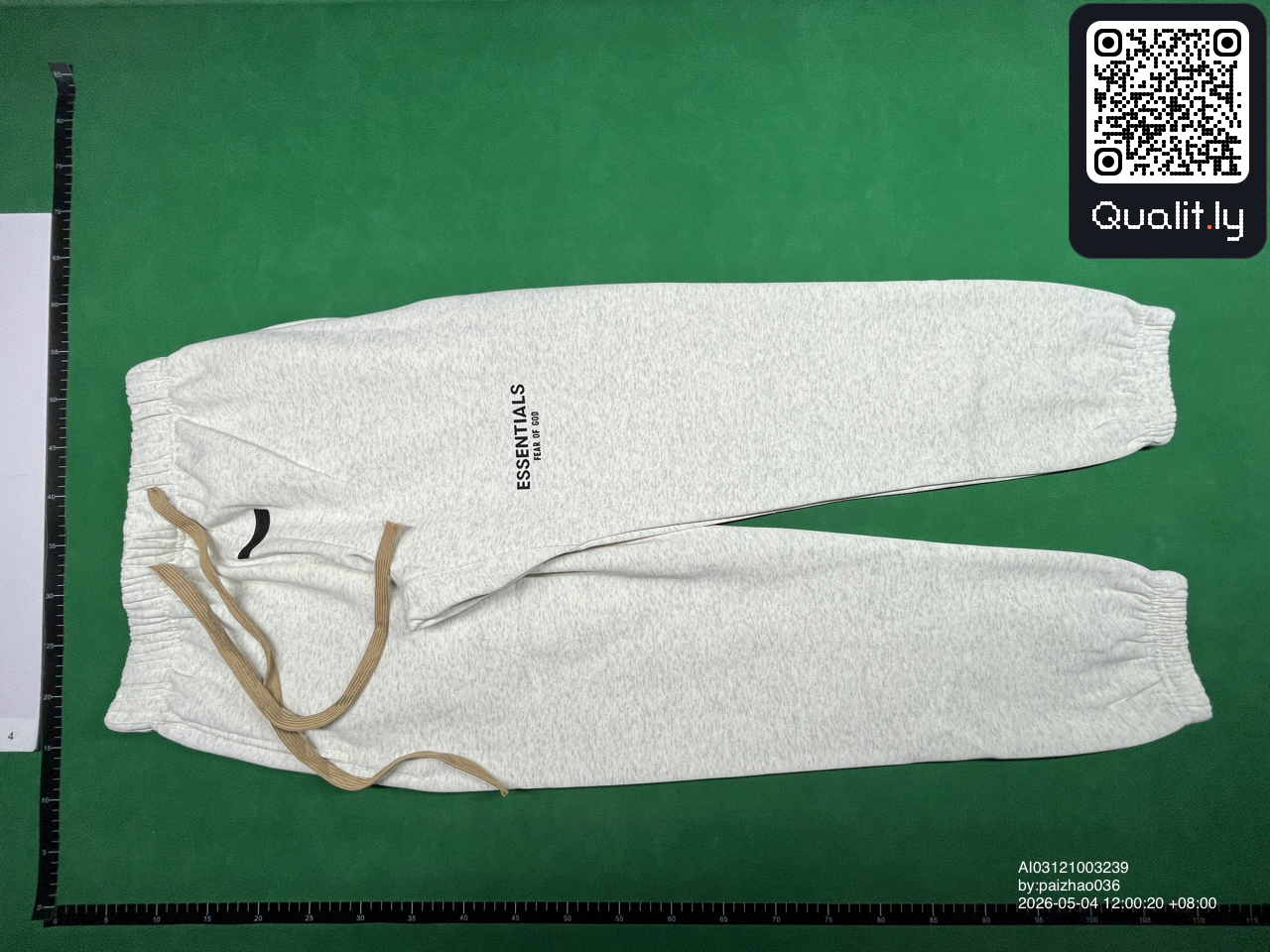 Pants QC photo 2 of 18