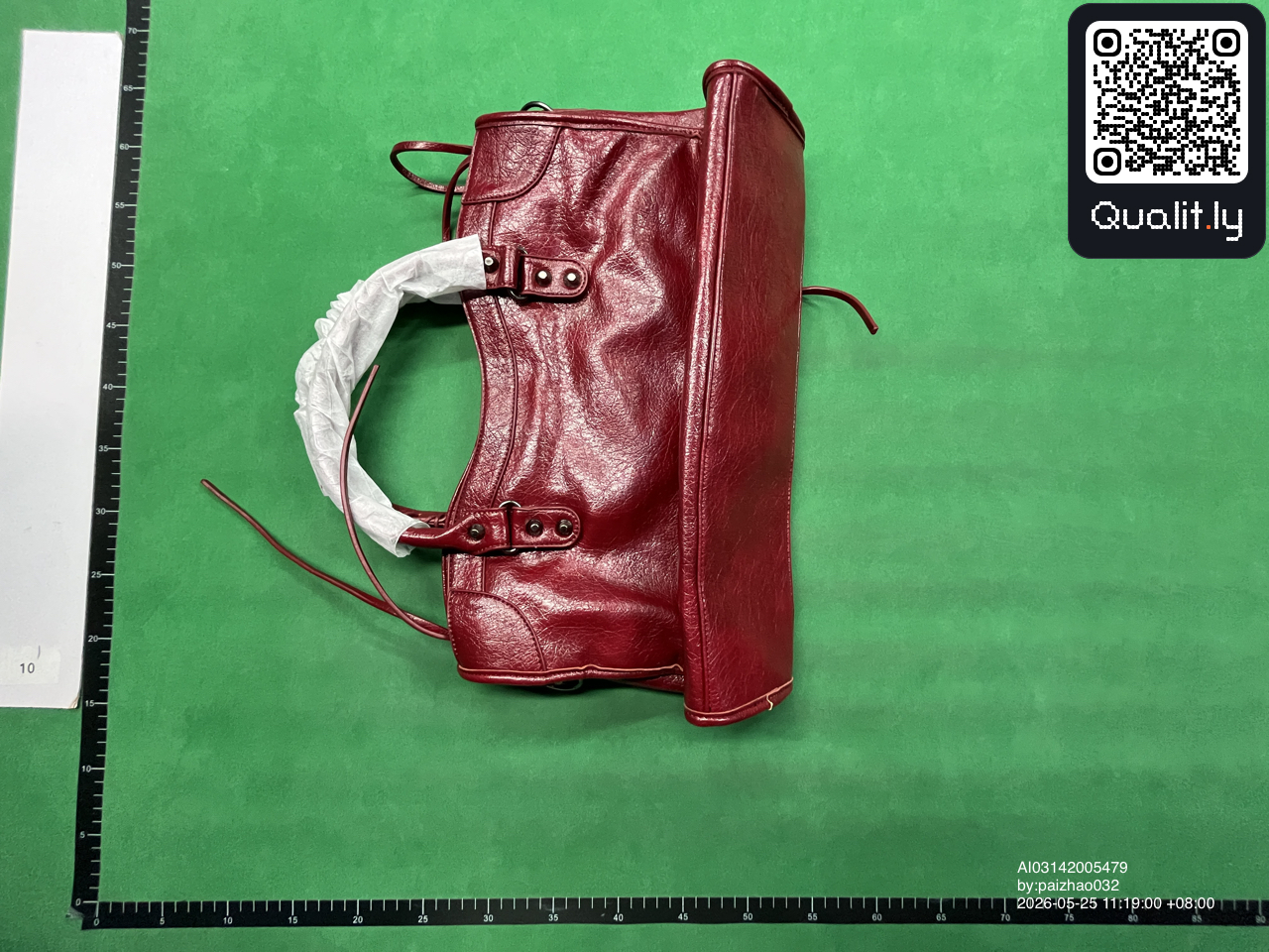 Bag QC photo 2 of 6