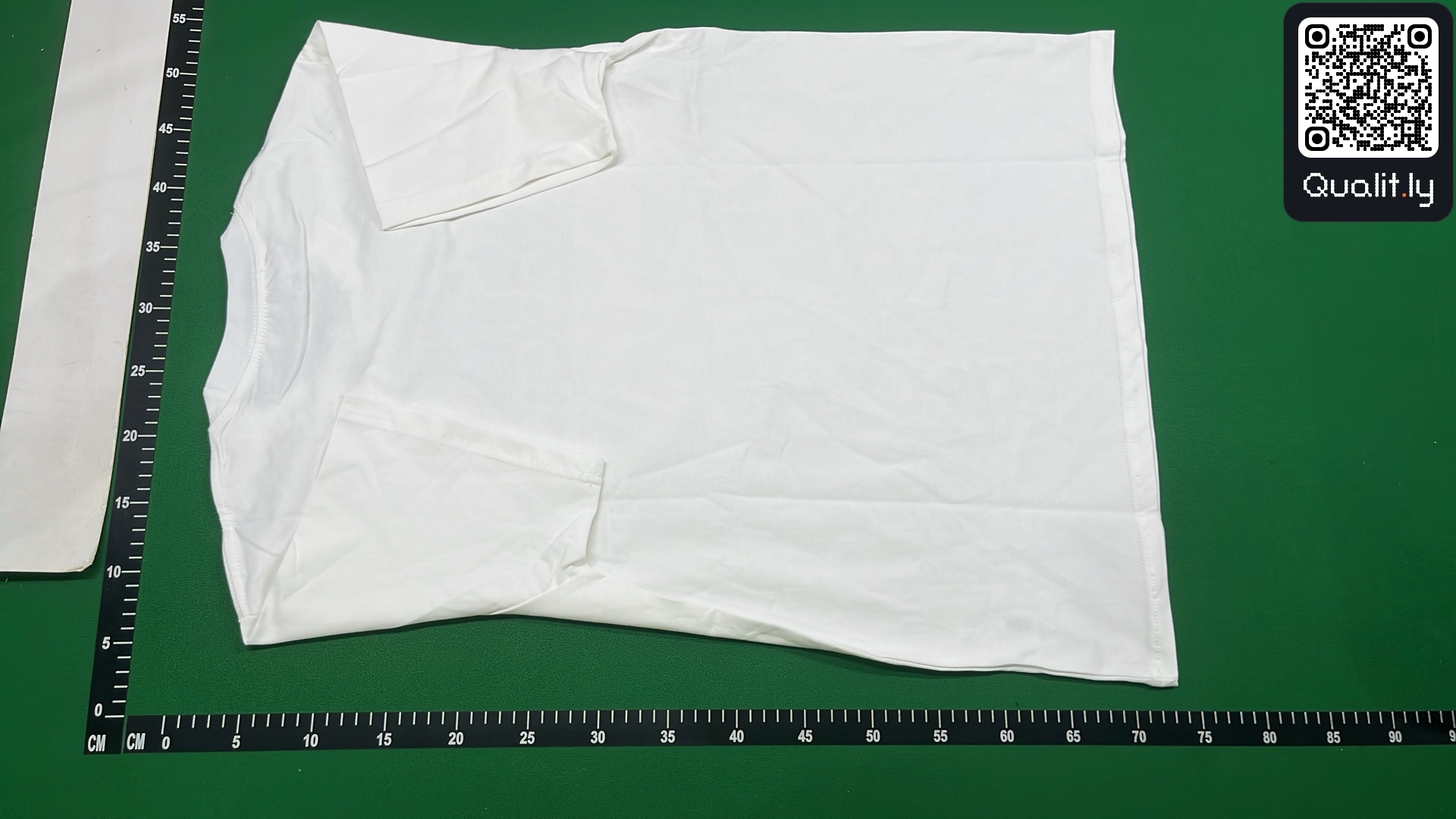 T-Shirt — QC-Foto 3 von 12