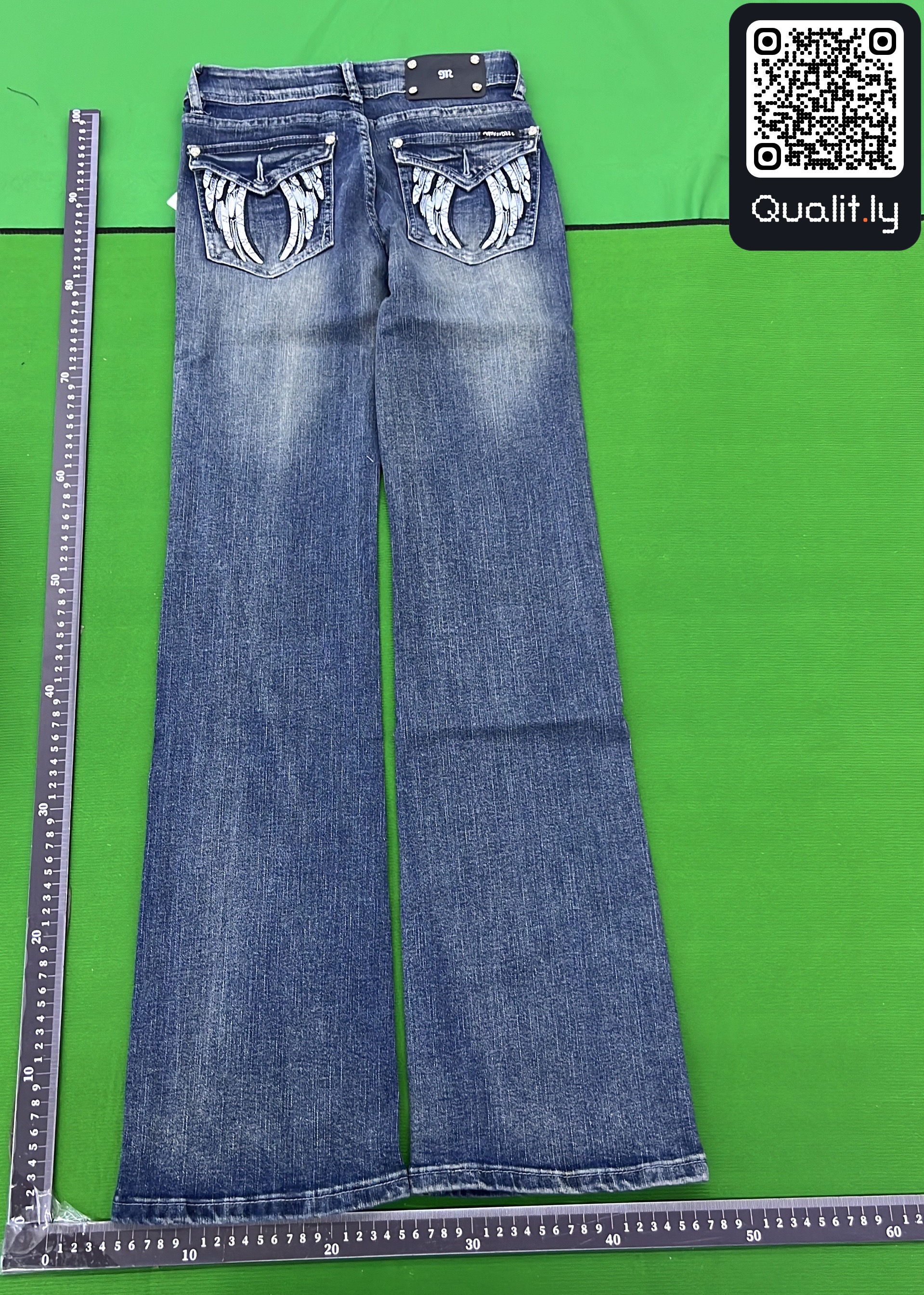 Jeans QC photo 3 of 28