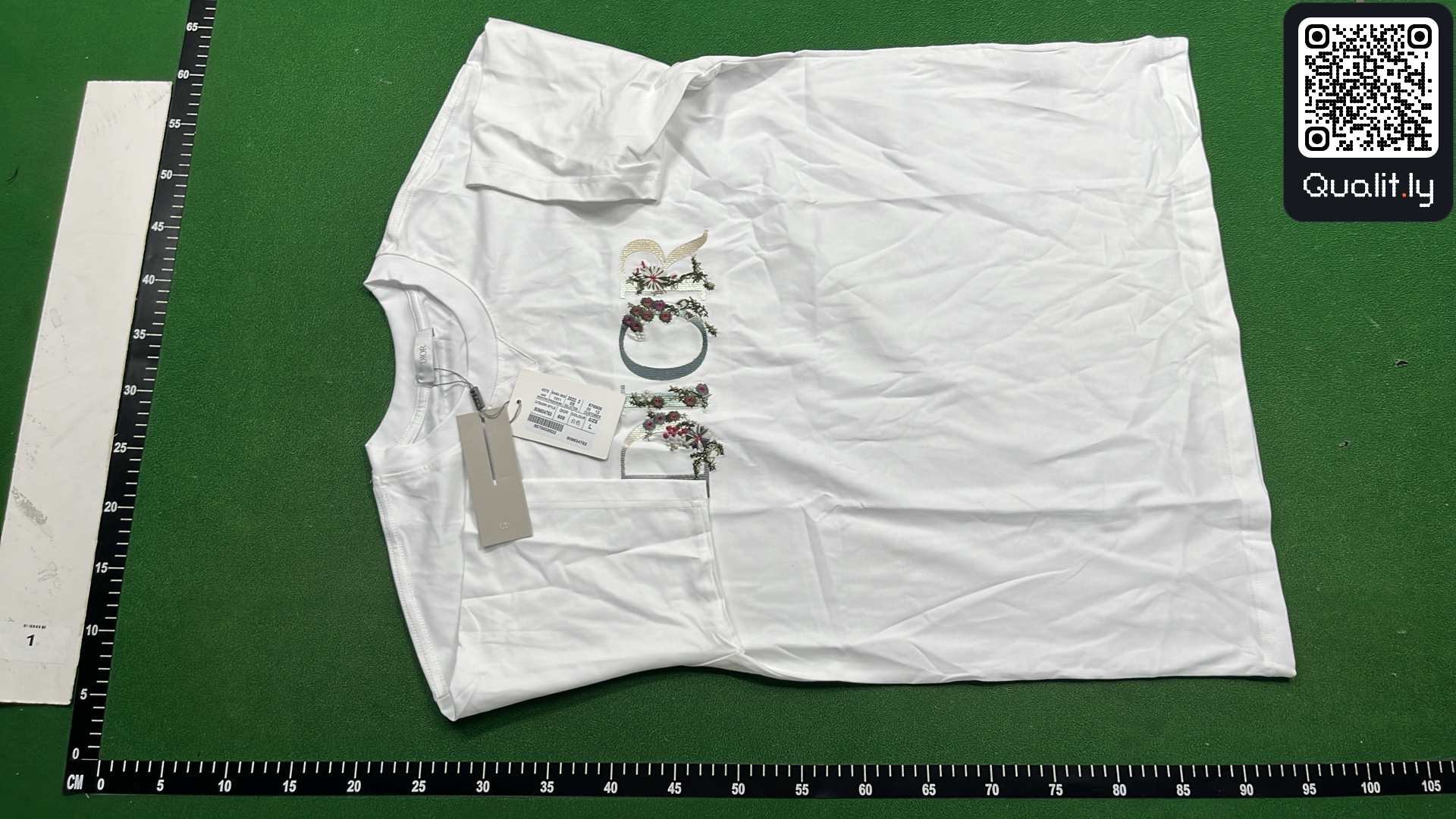 T-Shirt — QC-Foto 2 von 8