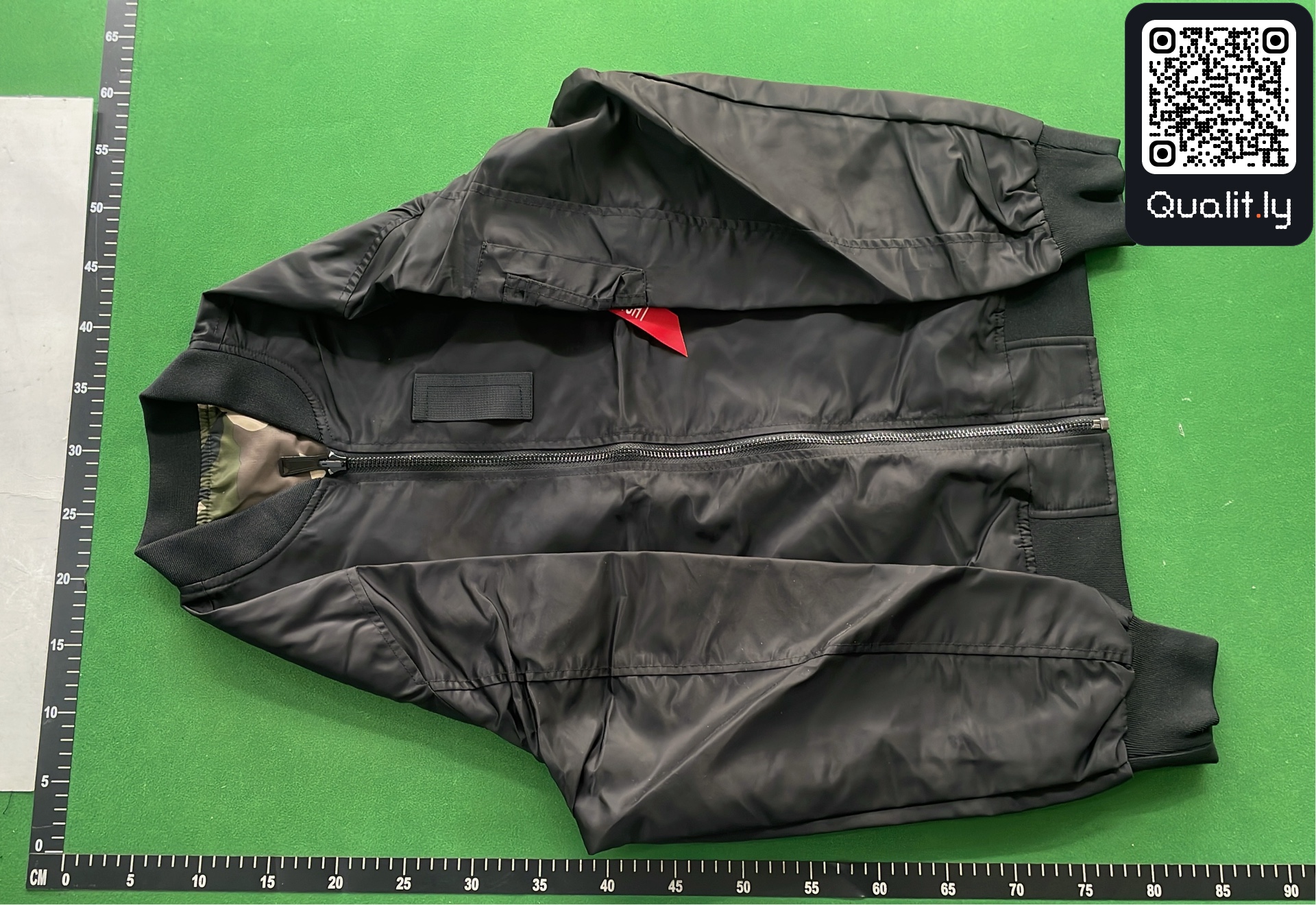 Jacket QC photo 2 of 4