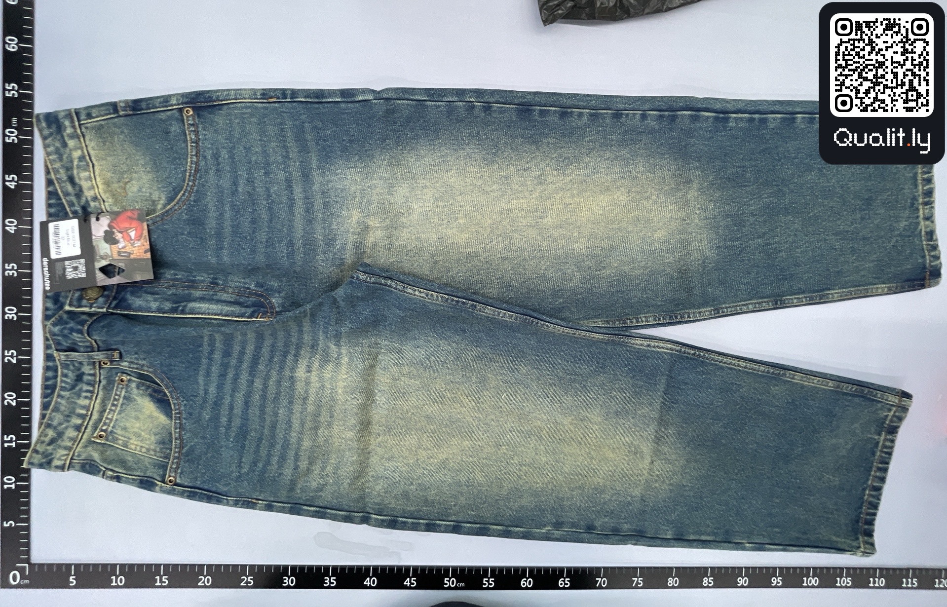 Jeans QC photo 2 of 91