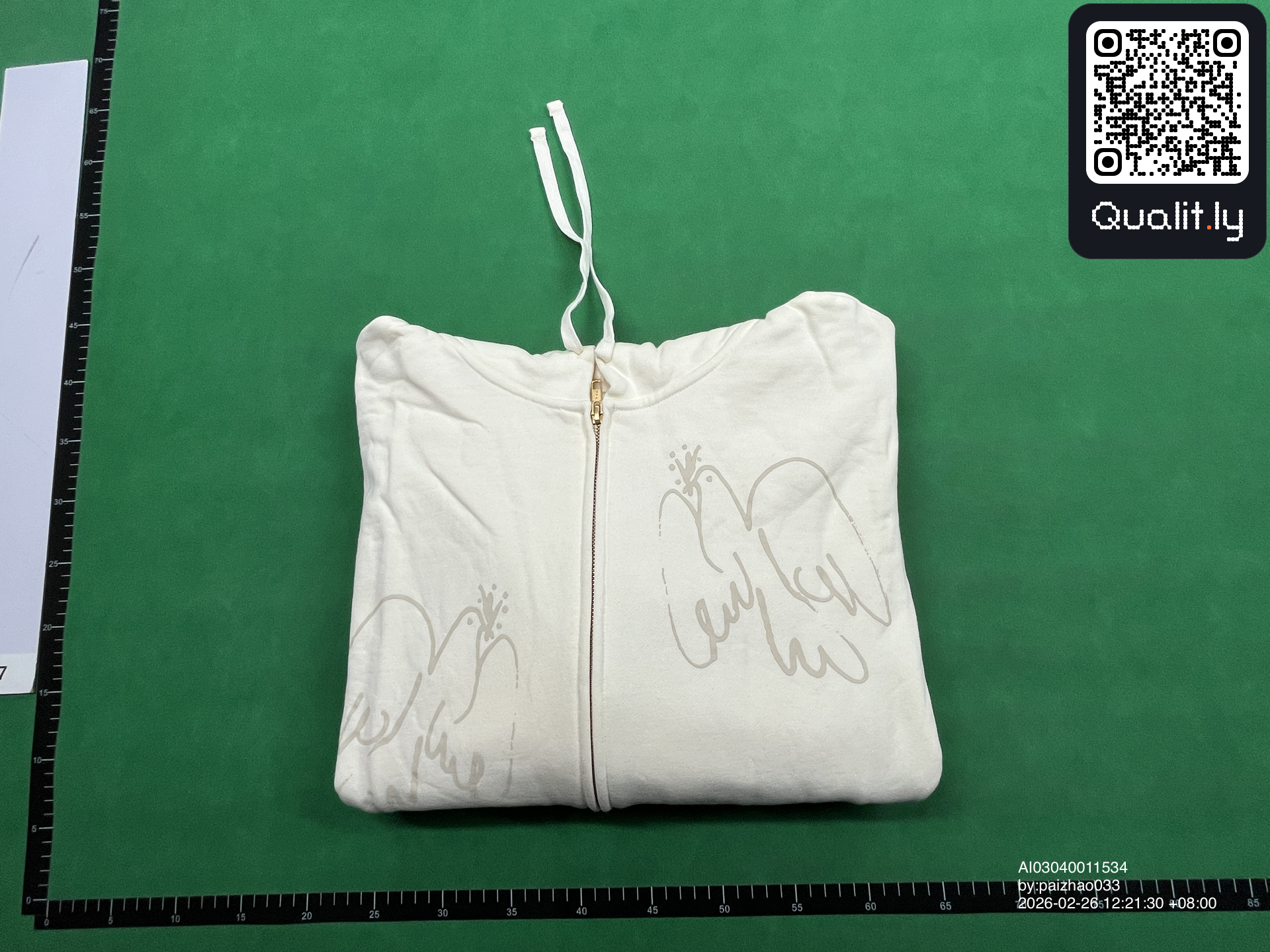 Sudadera con capucha — foto QC 1 de 4