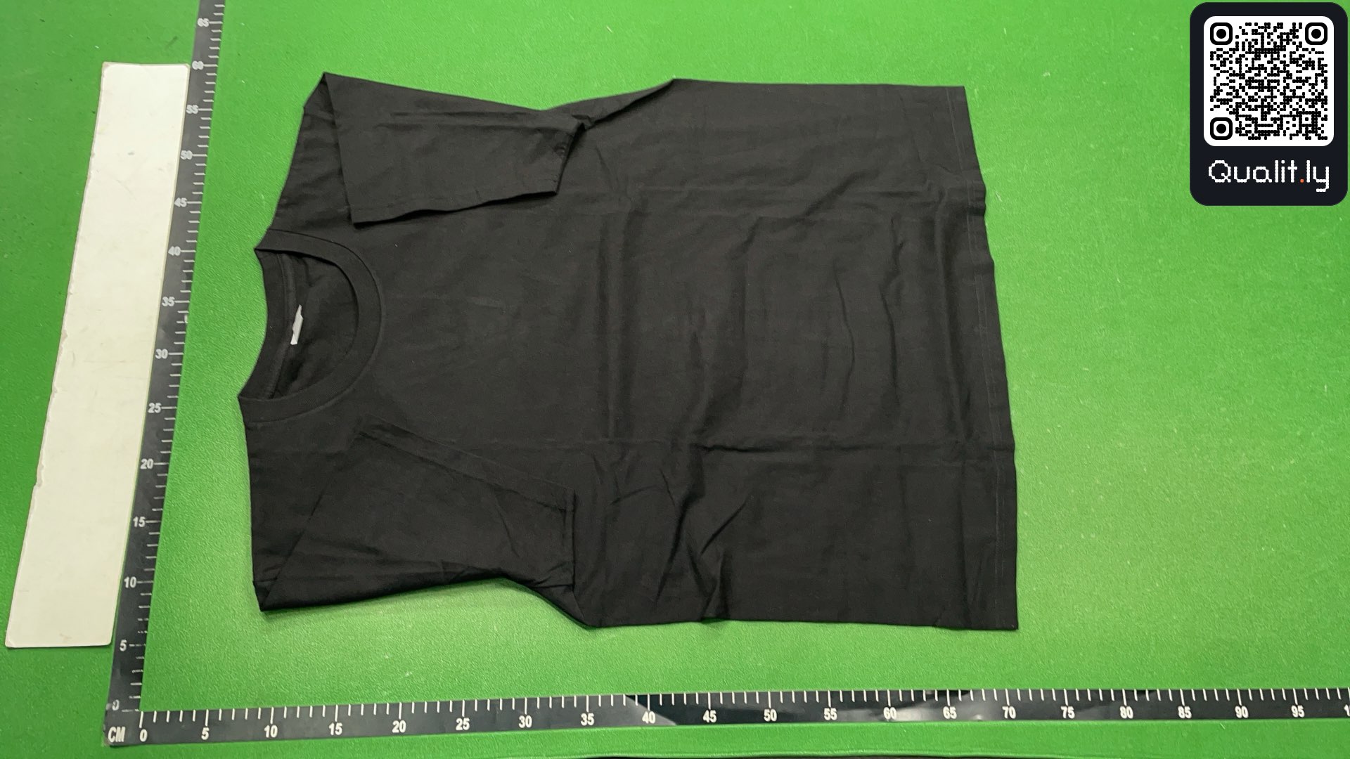 Sweater QC photo 2 of 4