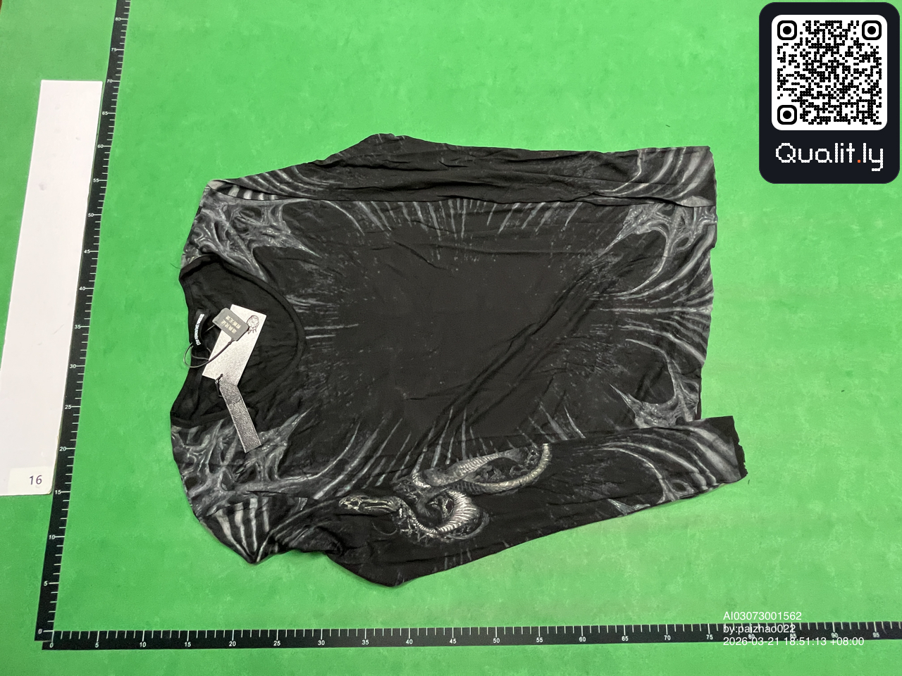 T-shirt QC photo 3 of 8