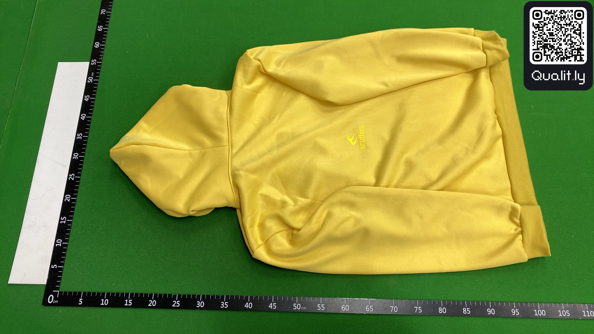 Hoodie — QC-Foto 3 von 12