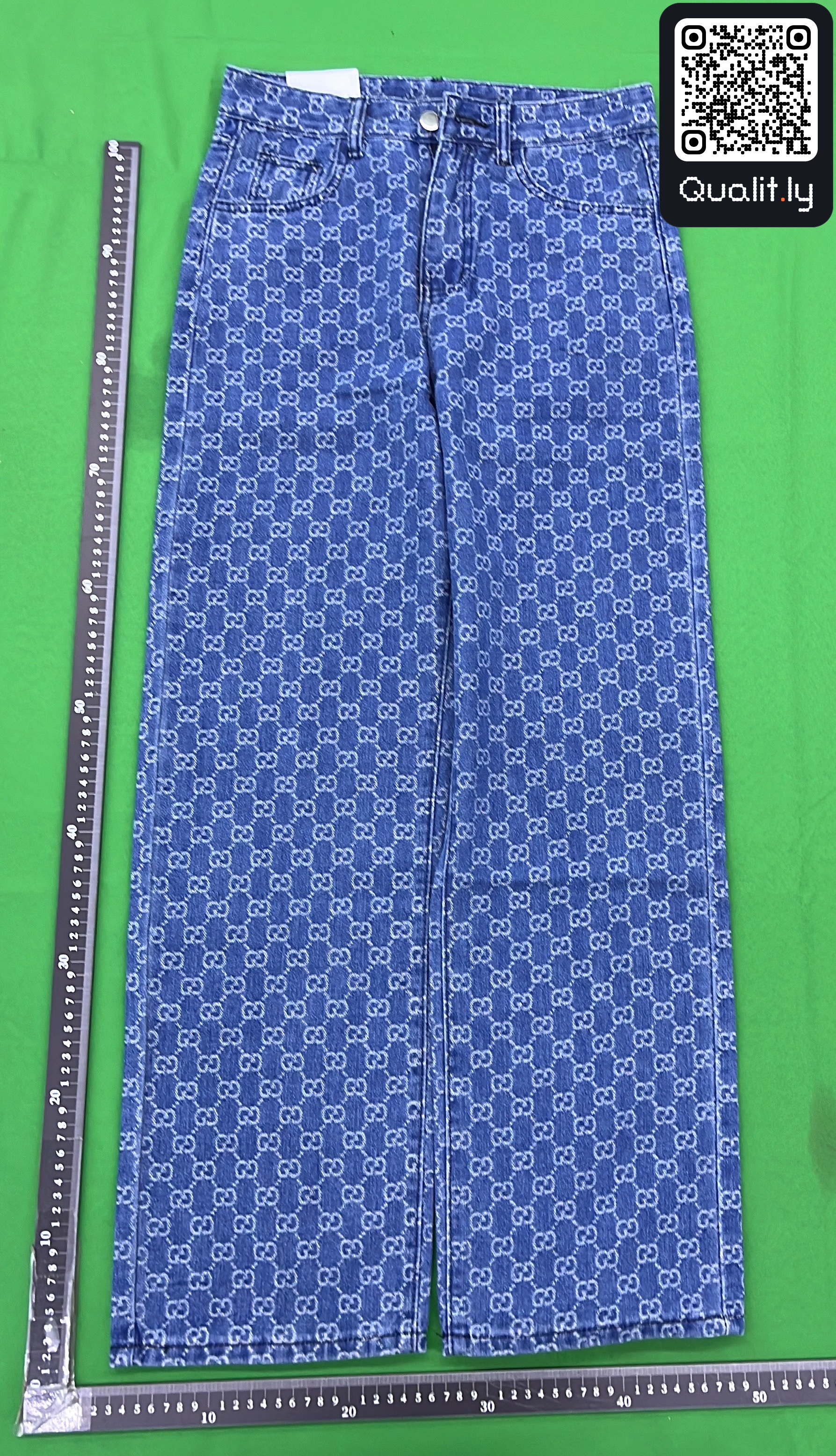 Jeans QC photo 3 of 12