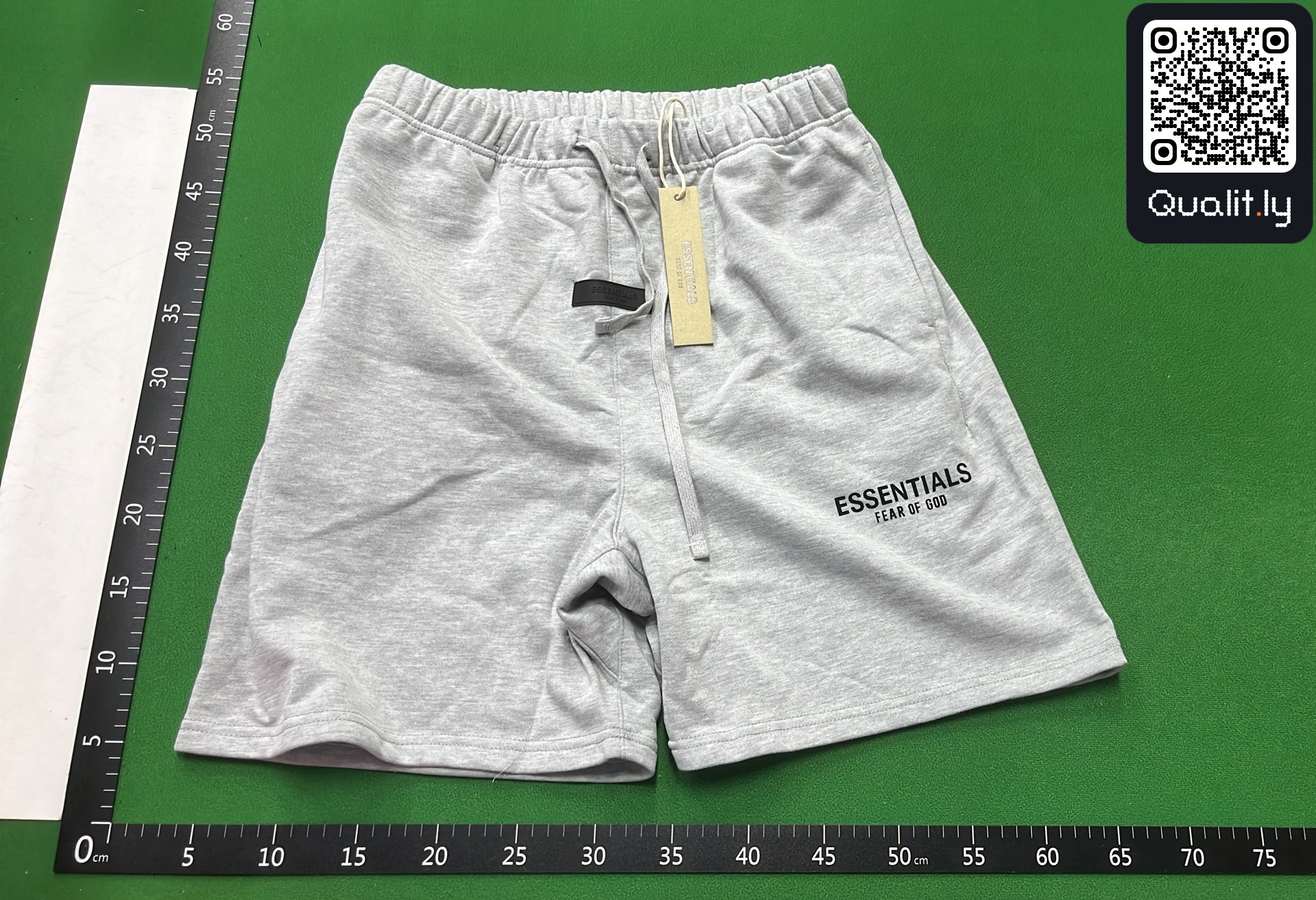 Pantaloni scurți — fotografie QC 2 din 28