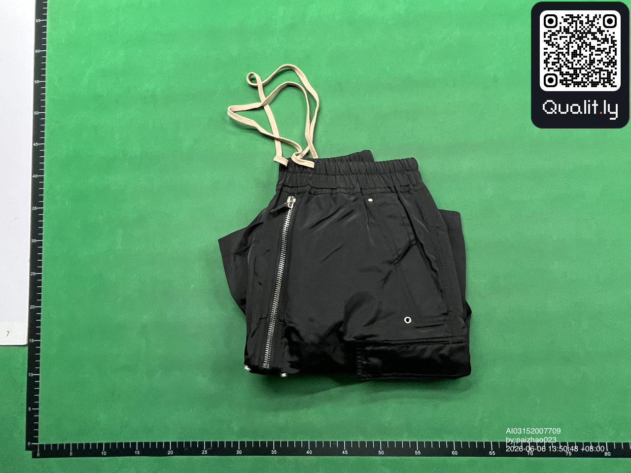 Shorts — QC-Foto 1 von 54