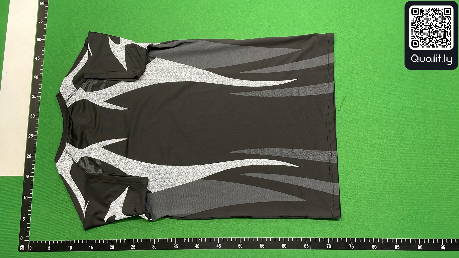 T-shirt — QC-foto 3 van 8