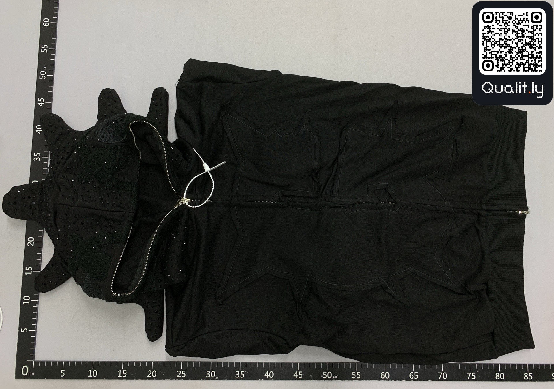 Camisola com capuz — foto QC 3 de 4