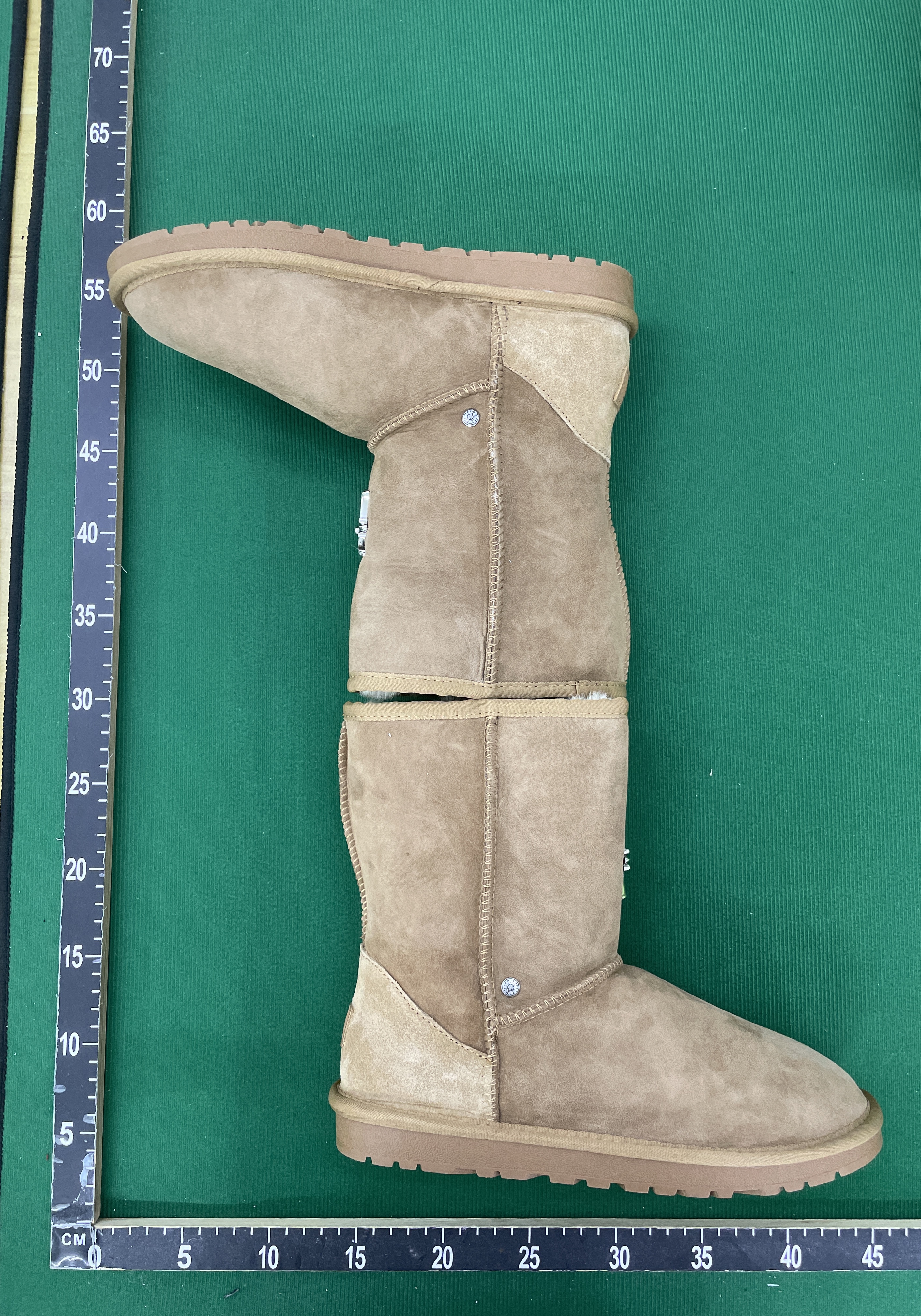Boots QC photo 2 of 85