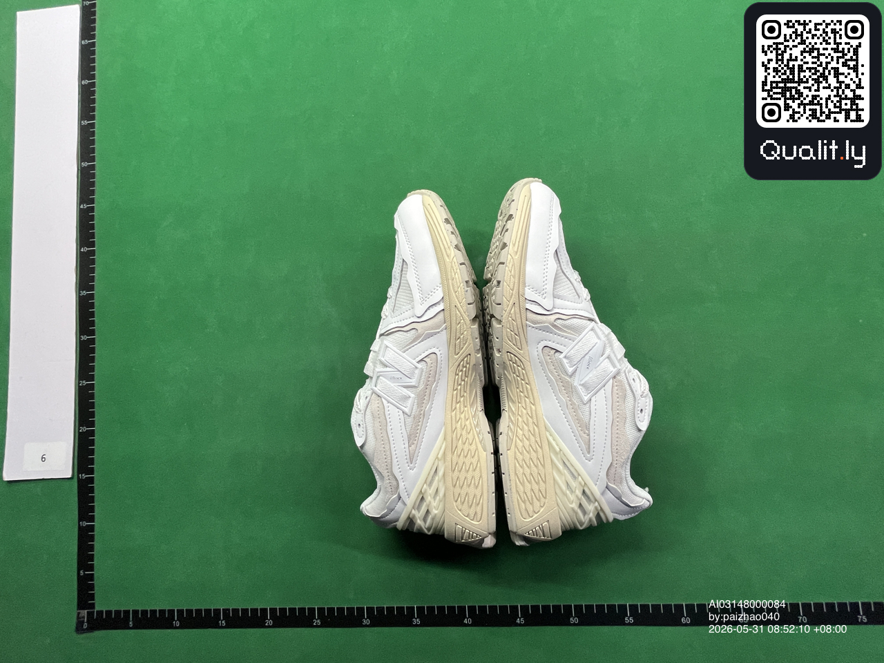 Sneakers — QC-foto 3 van 46