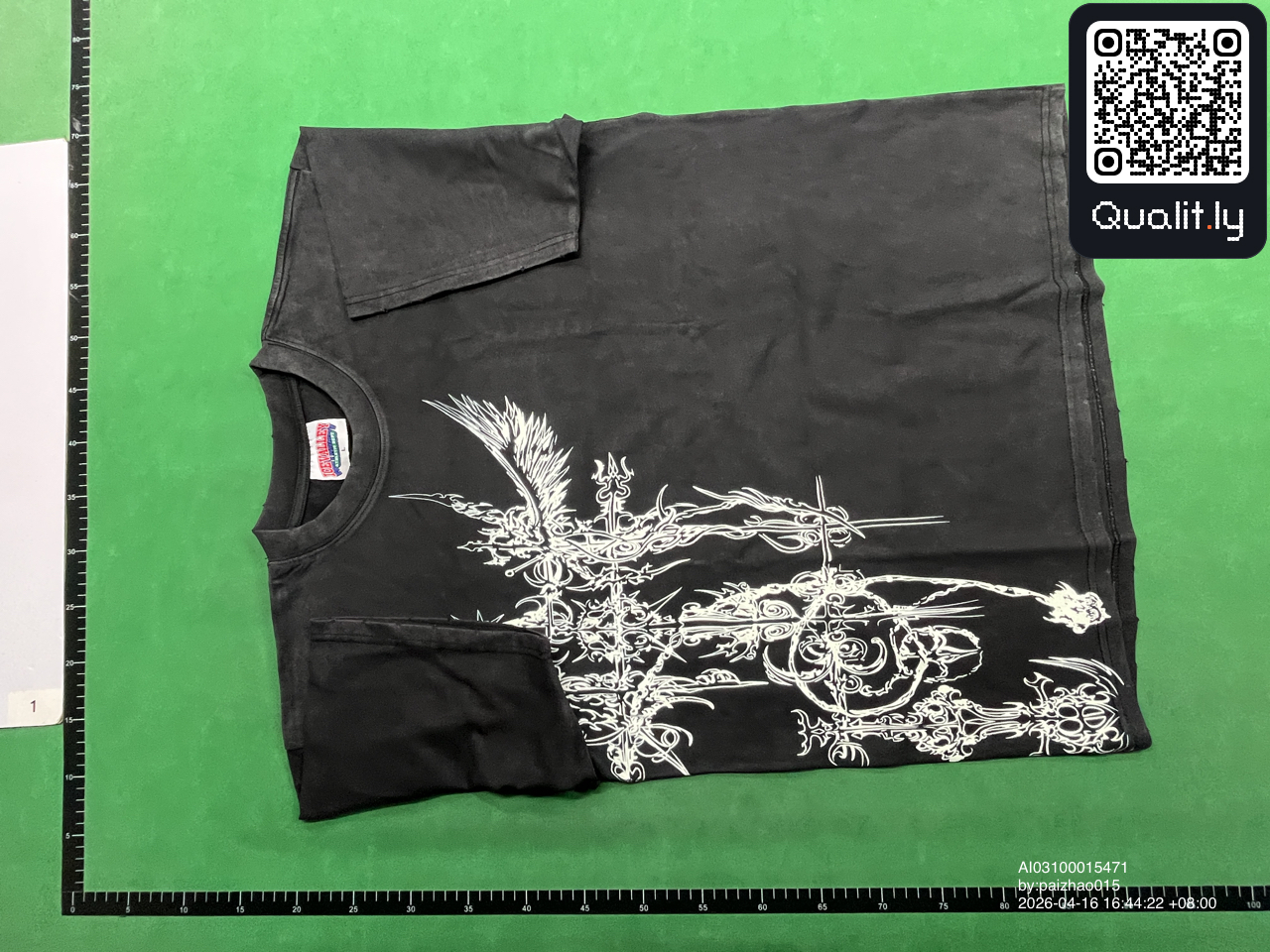 T-shirt — photo QC 3 sur 12