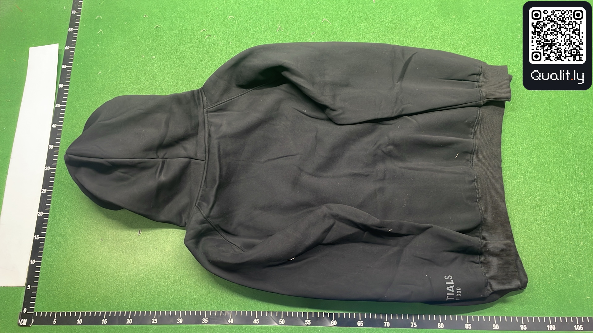 Sweat à capuche — photo QC 3 sur 44