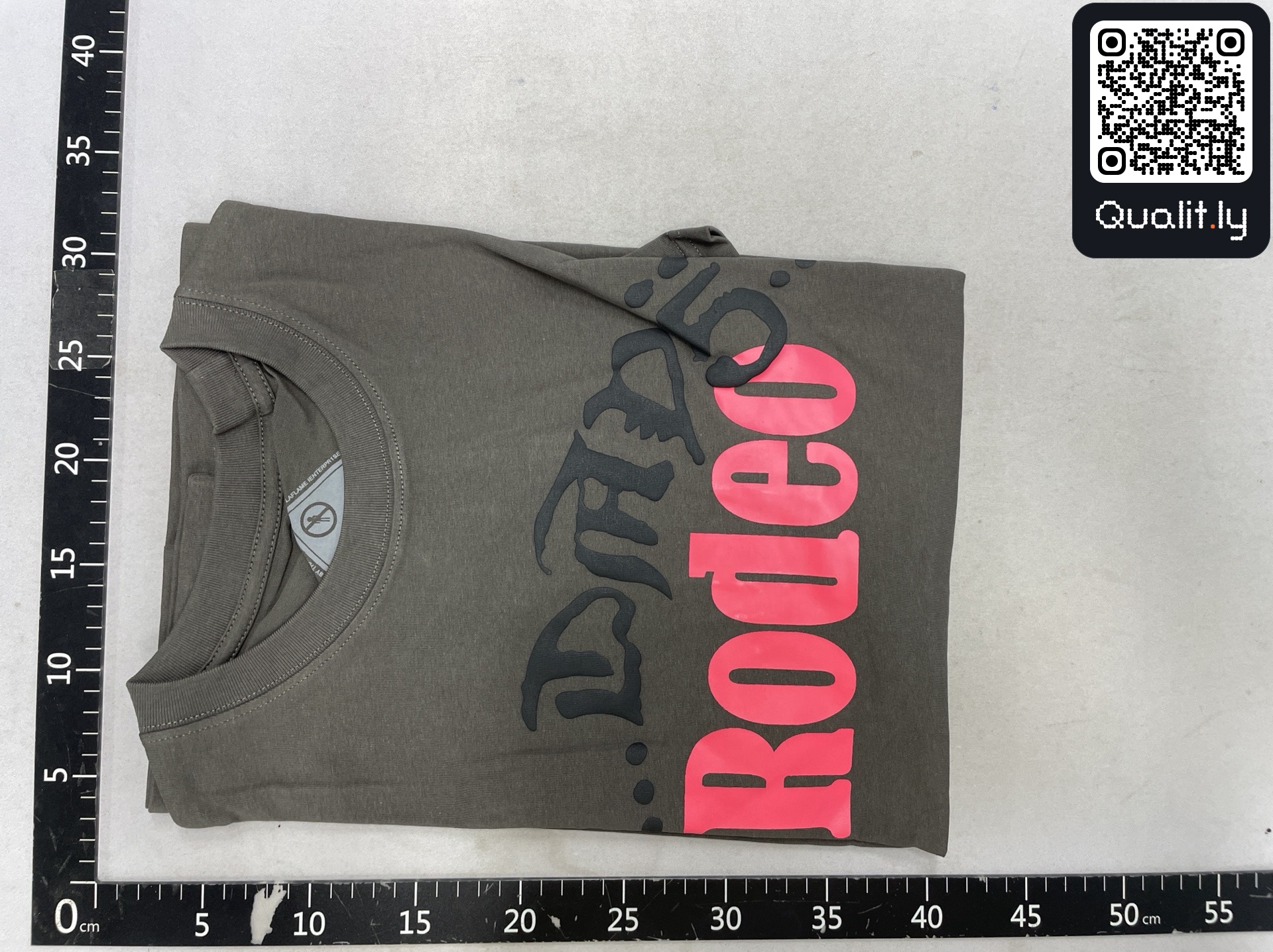 T-shirt — QC-foto 1 av 35