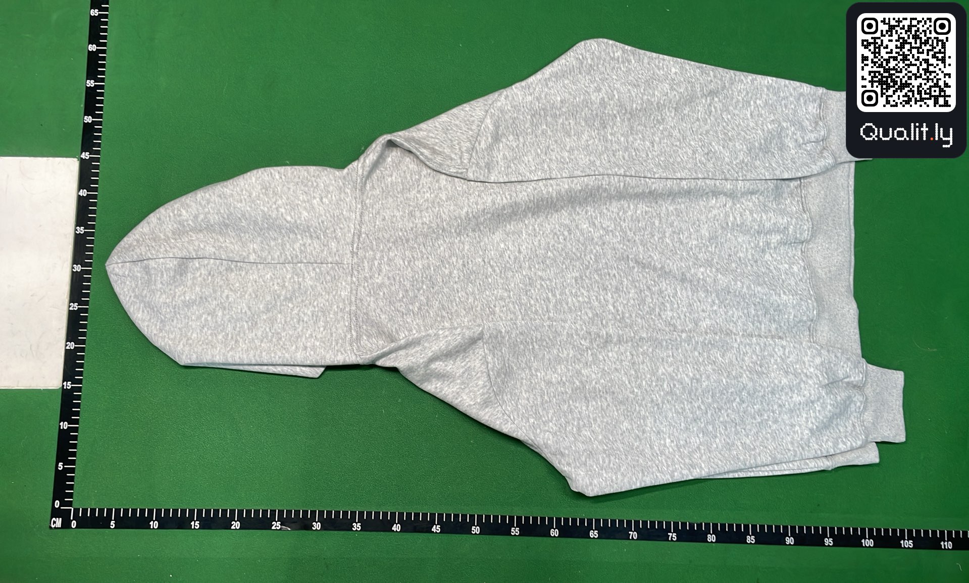 Camisola com capuz — foto QC 3 de 4