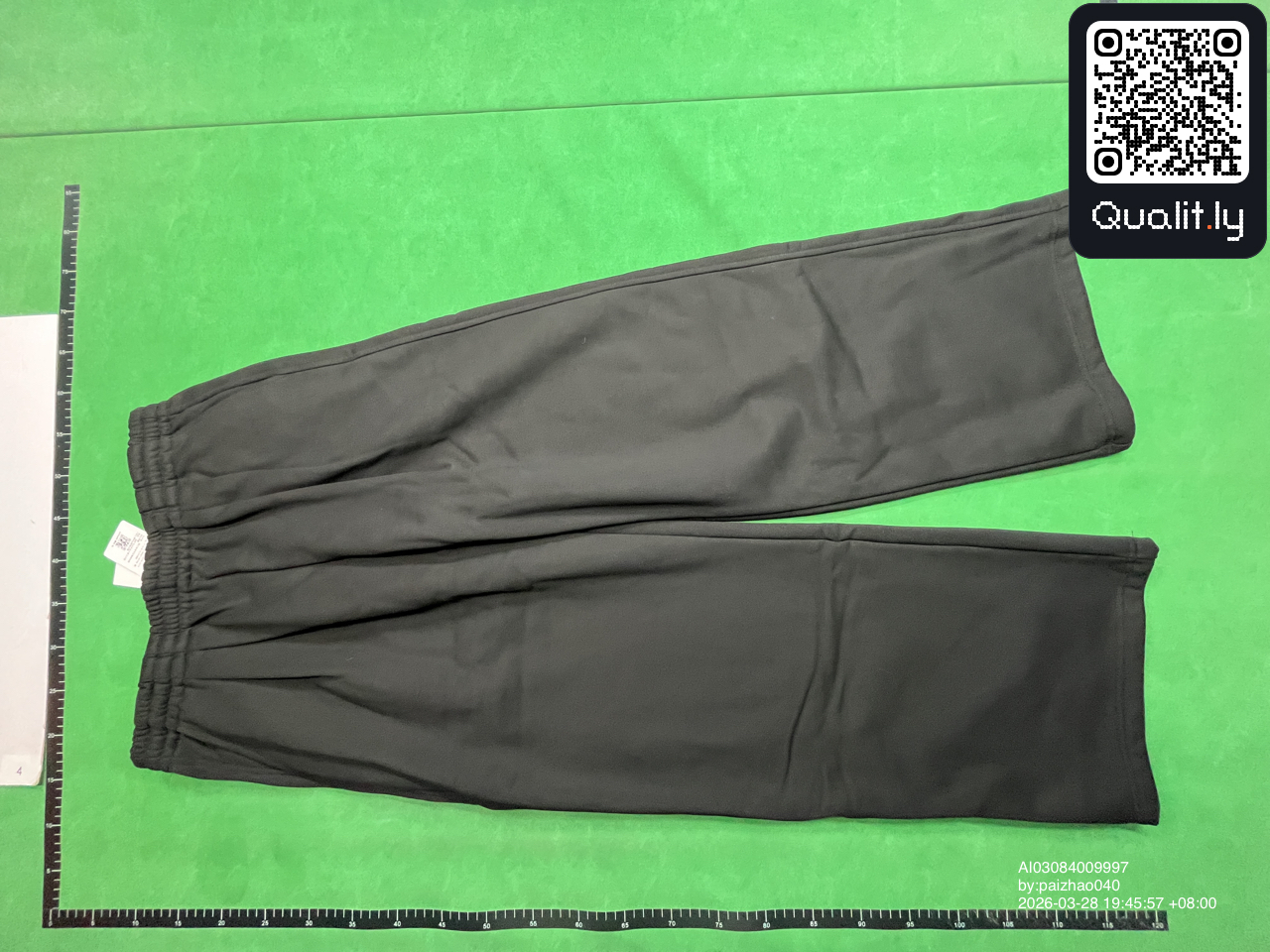 Pantalon — photo QC 3 sur 8
