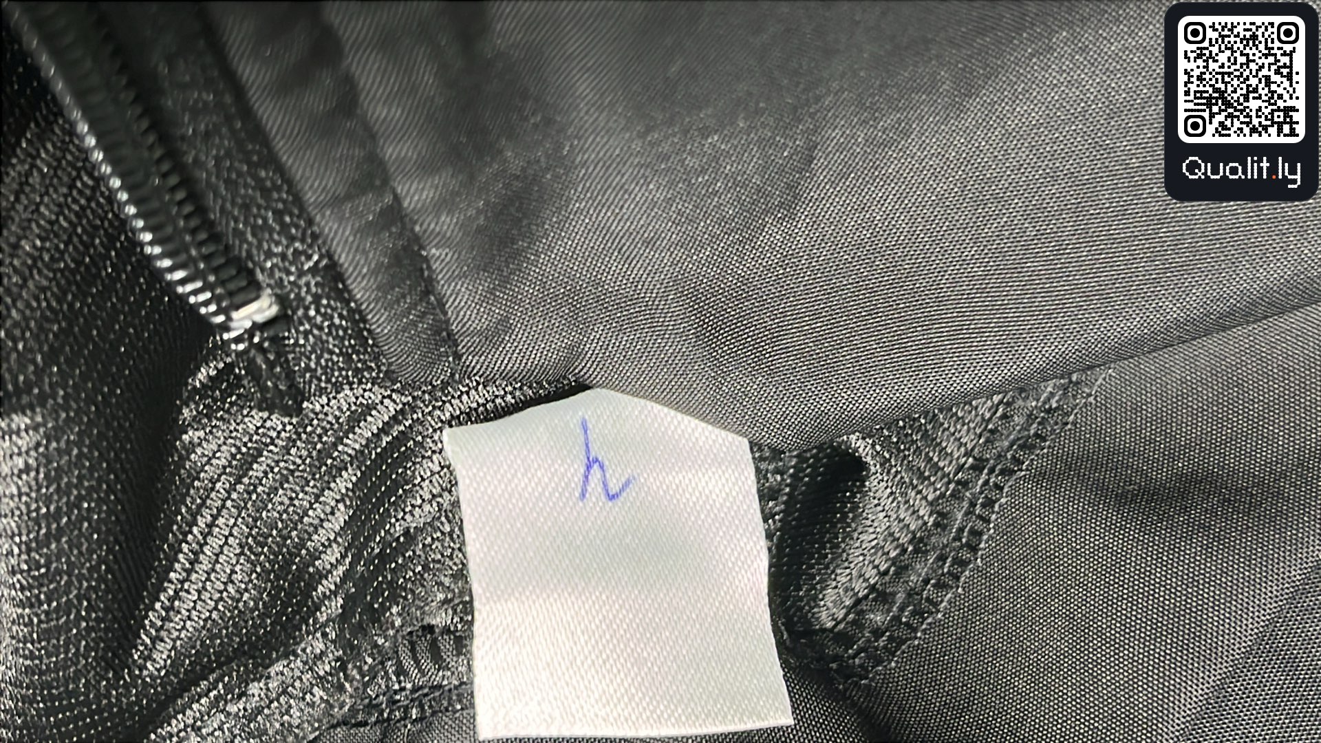 夹克 QC 照片 1 / 4