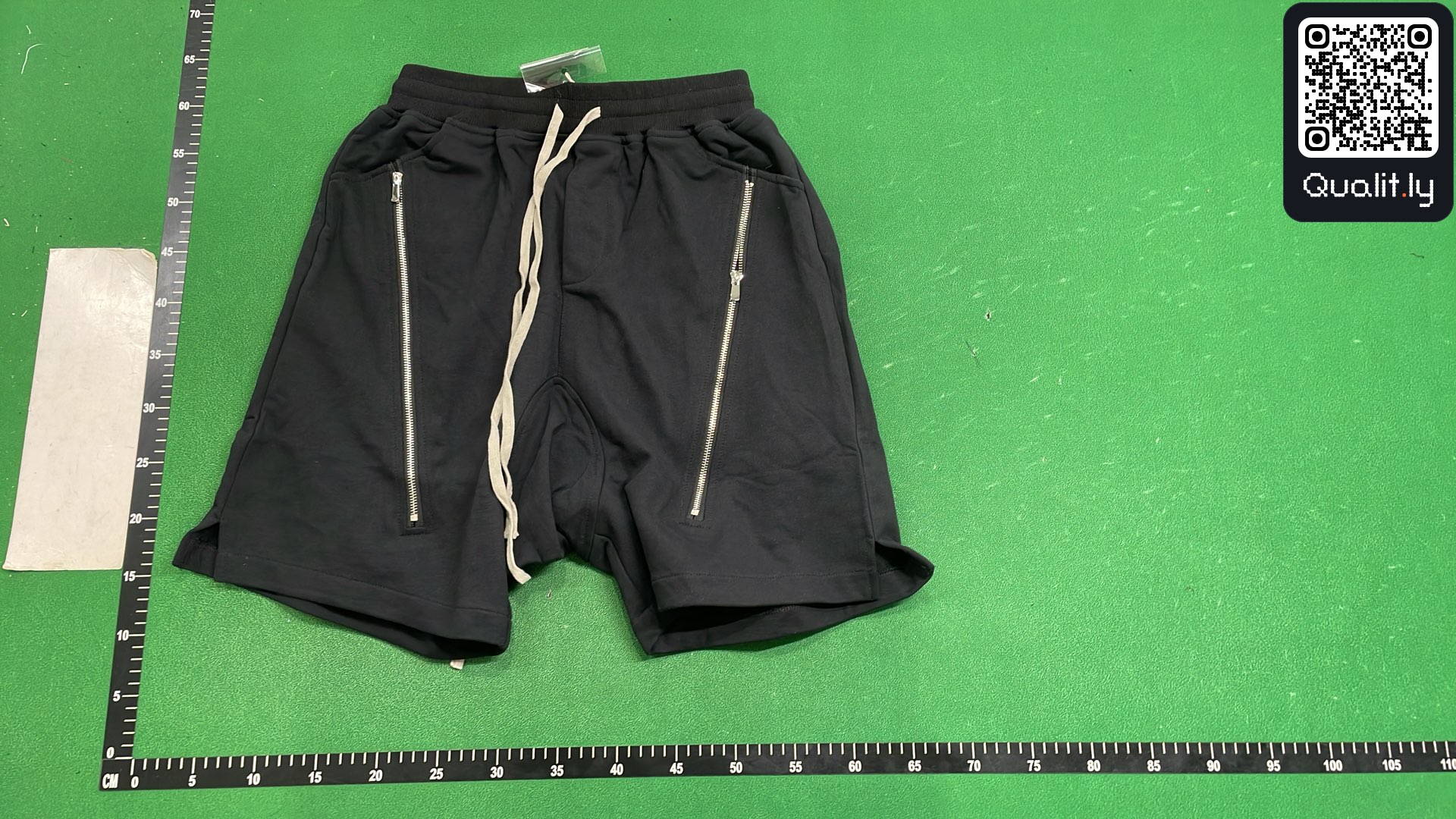 Shorts — QC-Foto 2 von 4