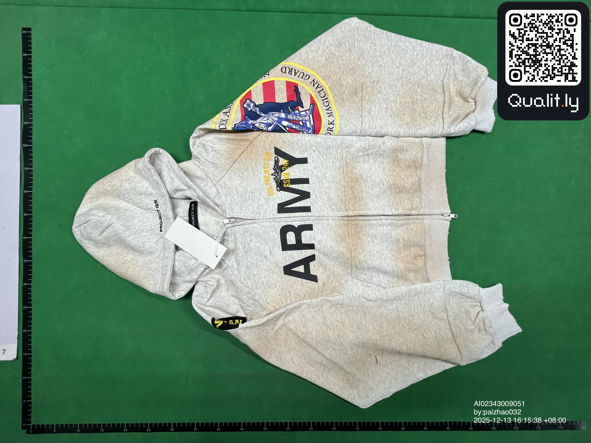 Hoodie — QC-foto 3 av 4