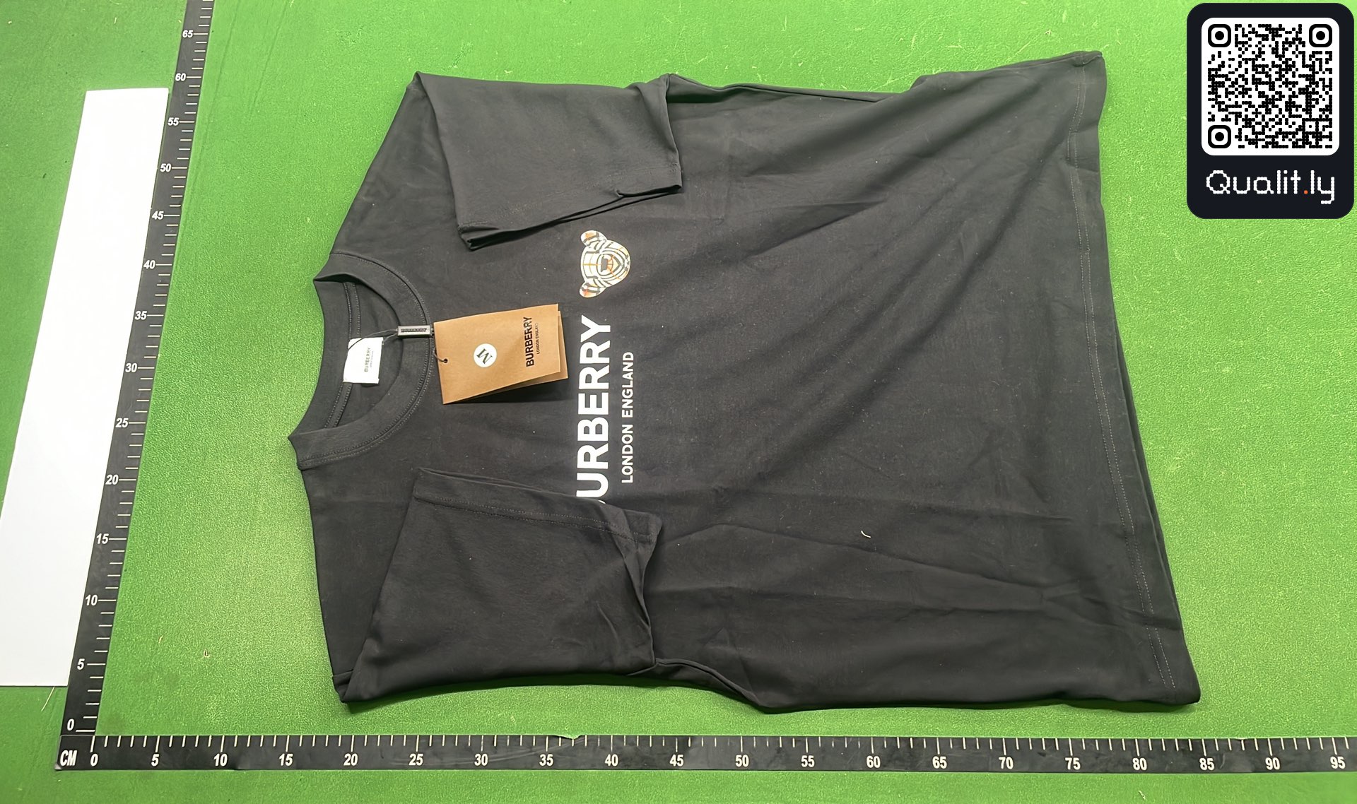 T-Shirt — QC-Foto 2 von 36