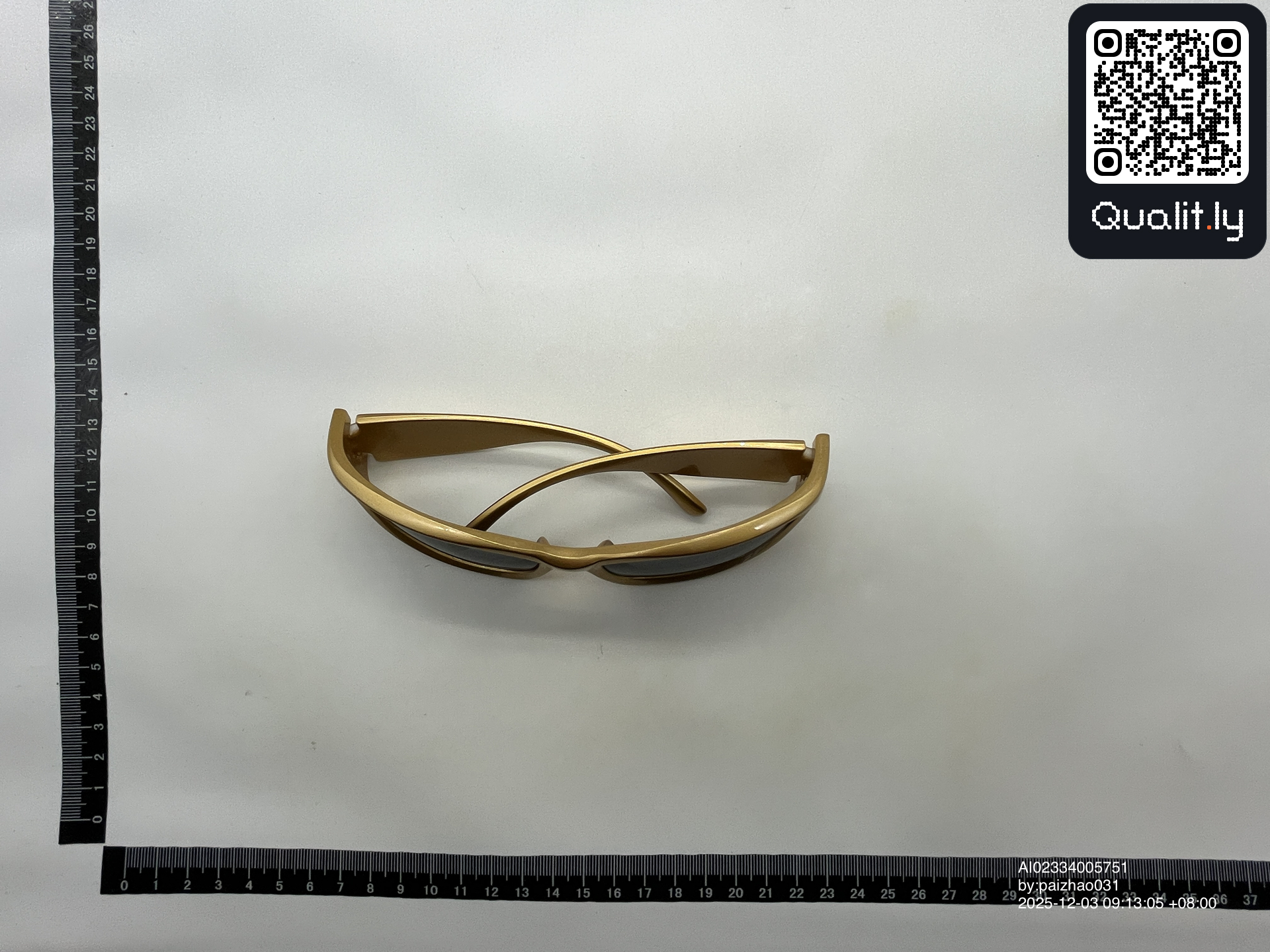 Occhiali da sole — foto QC 3 di 38