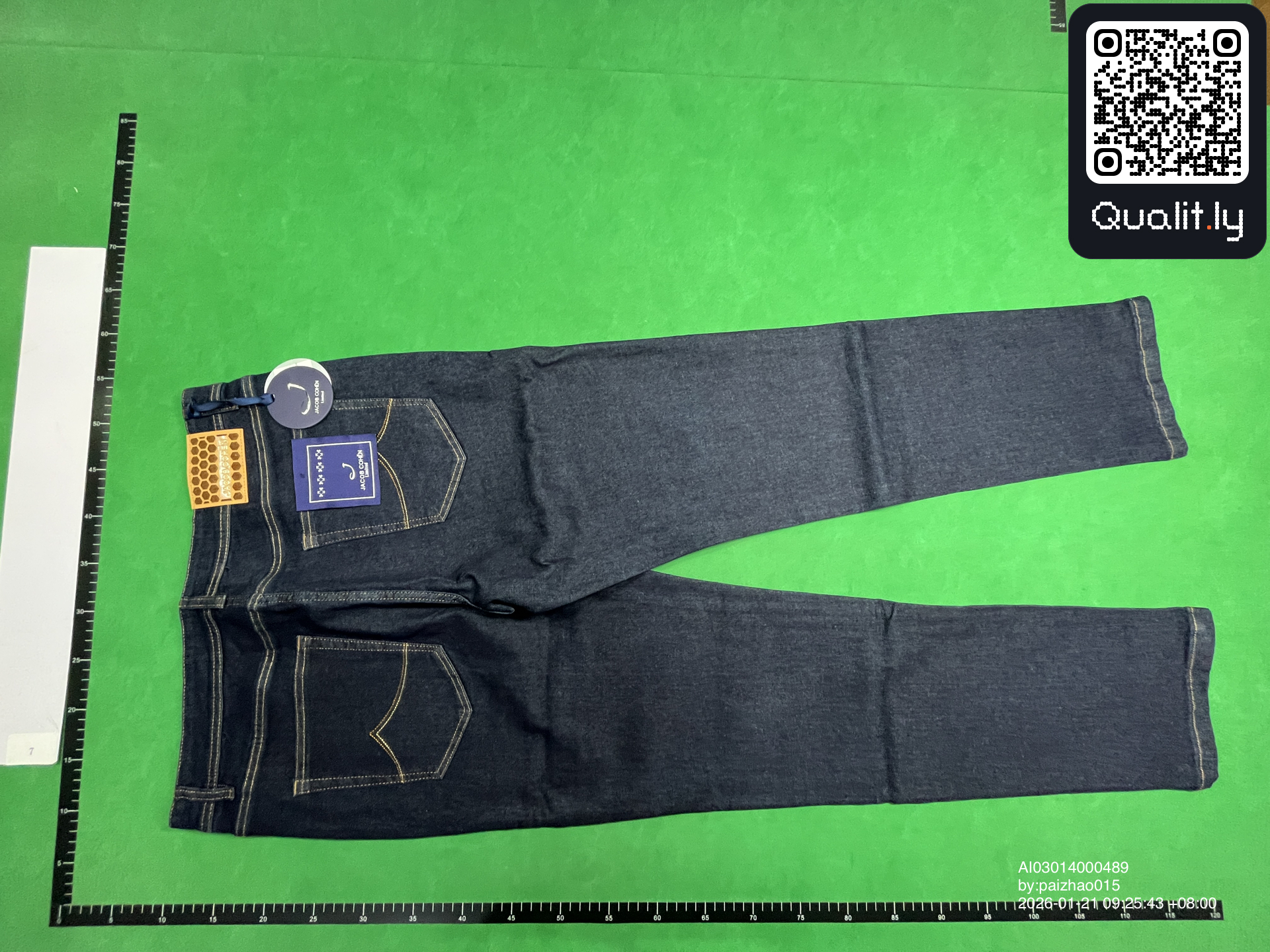 Jeans QC photo 2 of 4