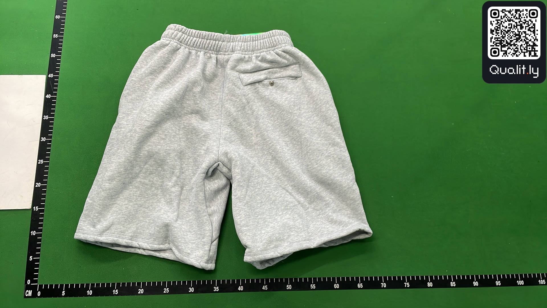 Short — photo QC 3 sur 142