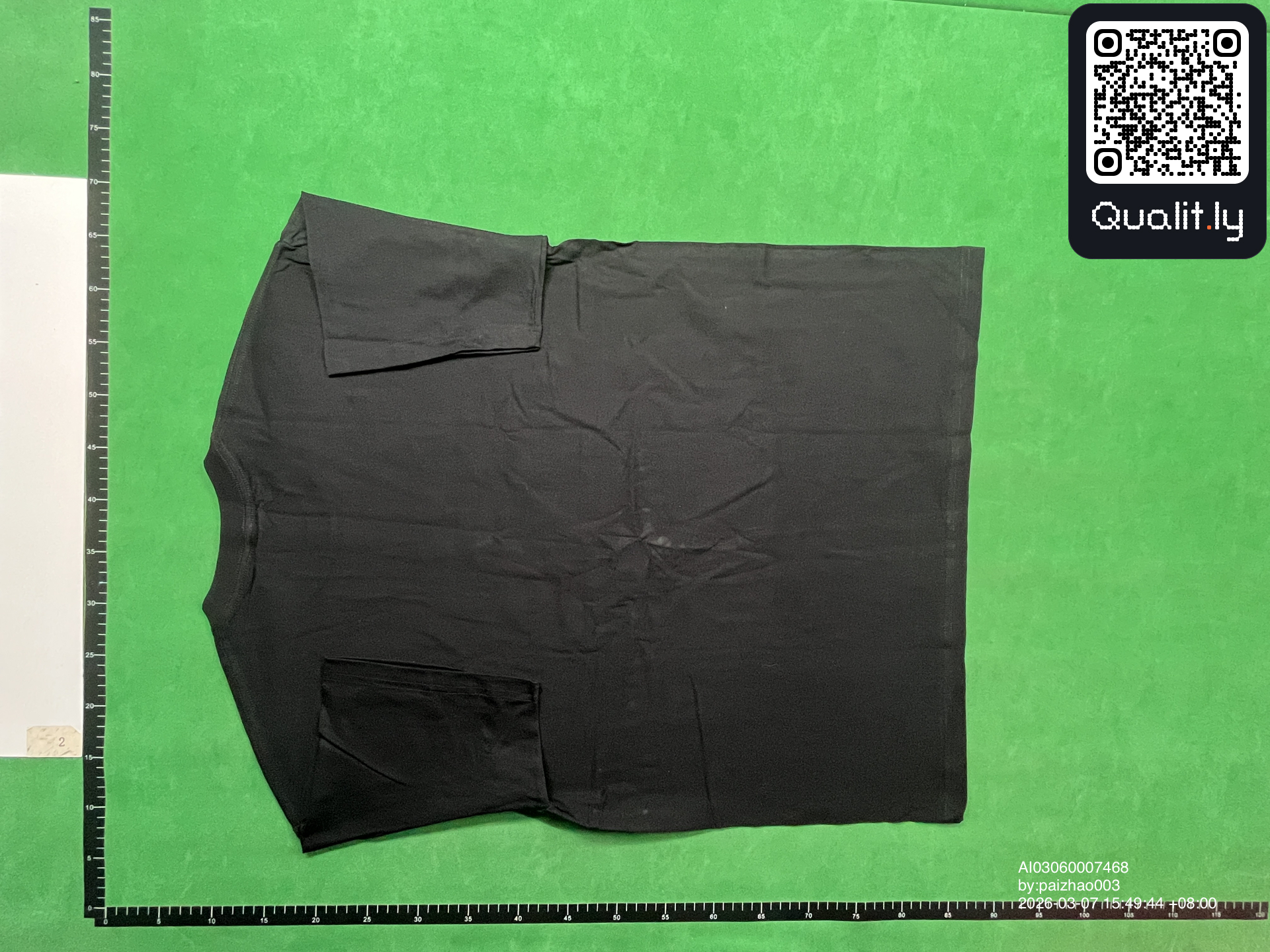 T-shirt — QC-foto 2 van 4
