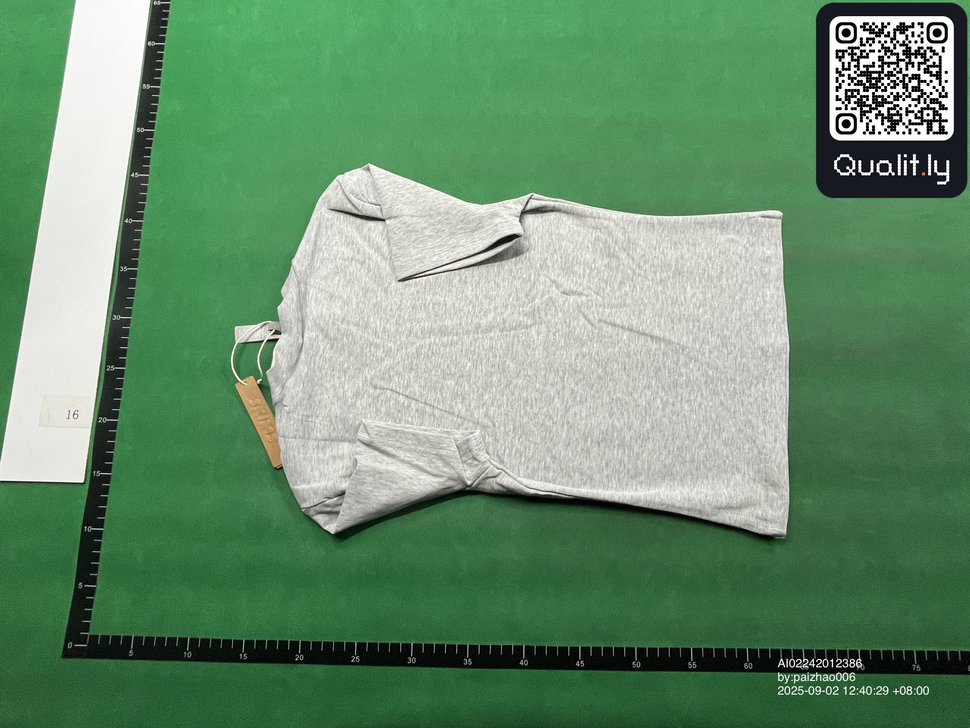 T-shirt QC photo 2 of 33