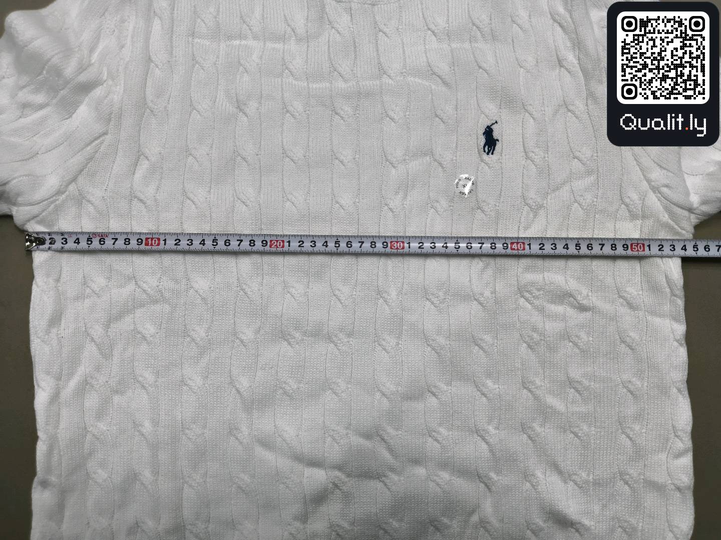 Sweater QC photo 2 of 15