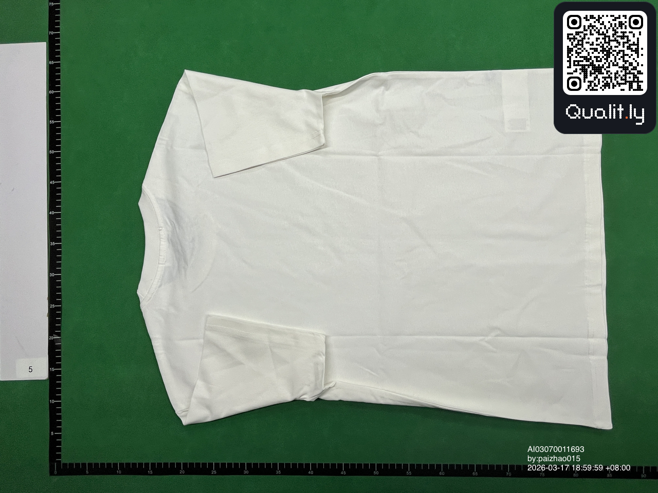 T-shirt — photo QC 2 sur 12
