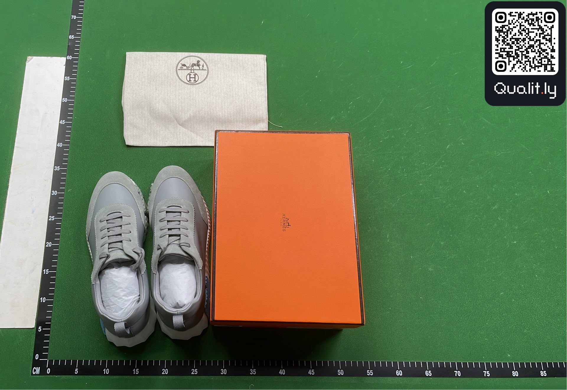 Sneakers — foto QC 1 di 32
